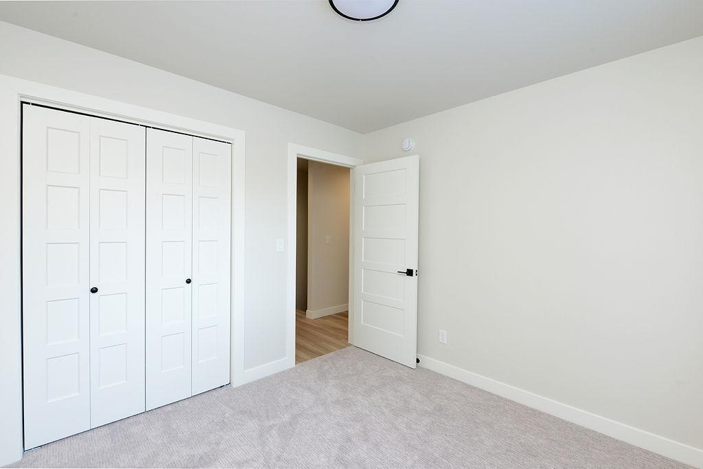 323 3rd Street Property Photo 27