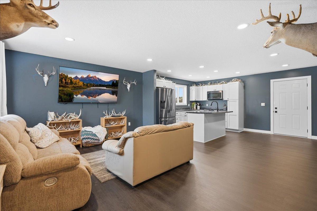 1201 Donald Street Property Photo 6