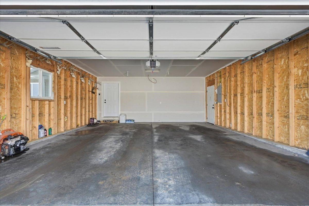 1201 Donald Street Property Photo 17