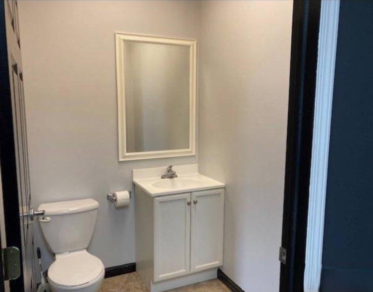 300 Pine Street Property Photo 10