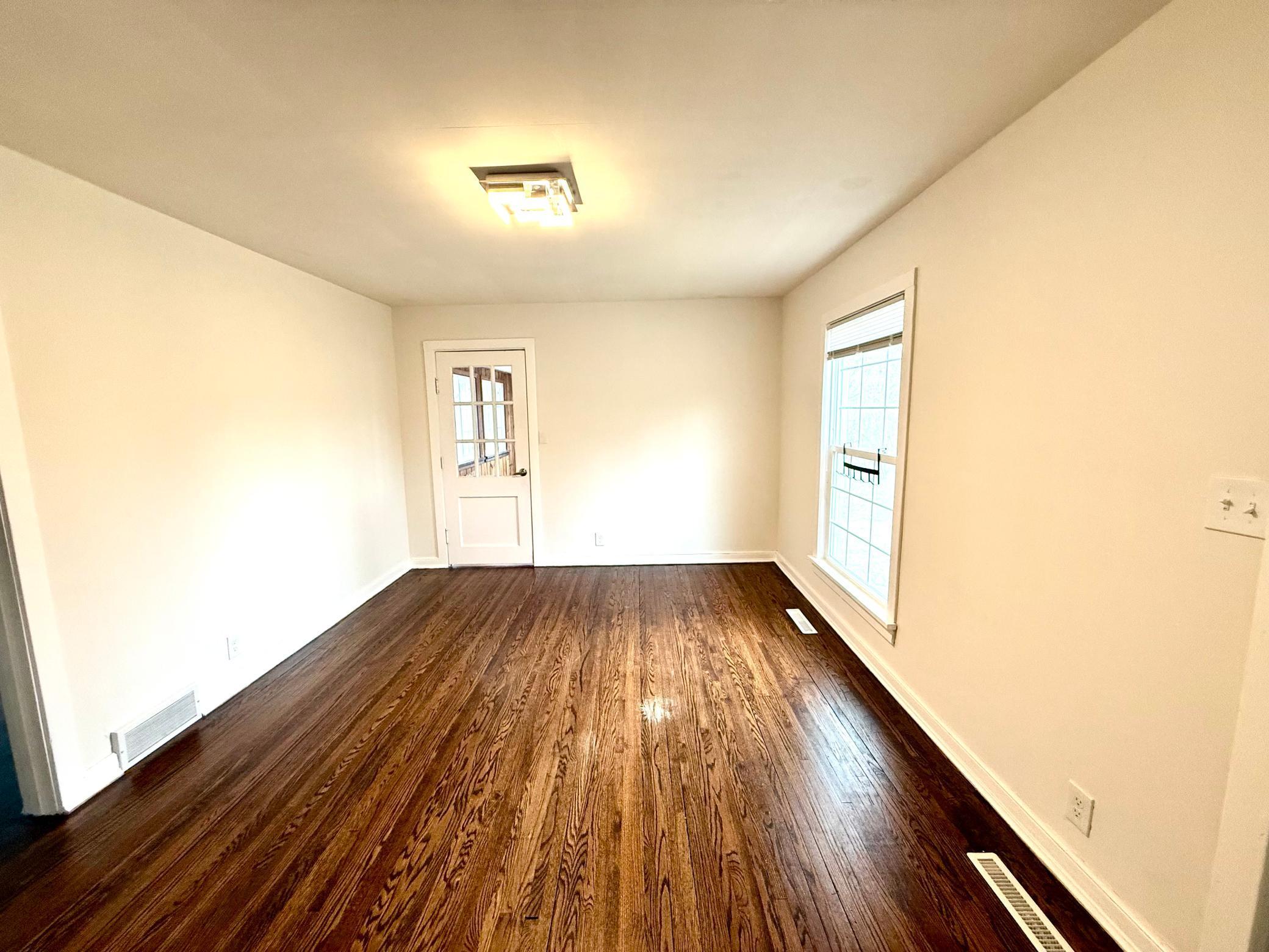 19002 Old Excelsior Boulevard Property Photo 4