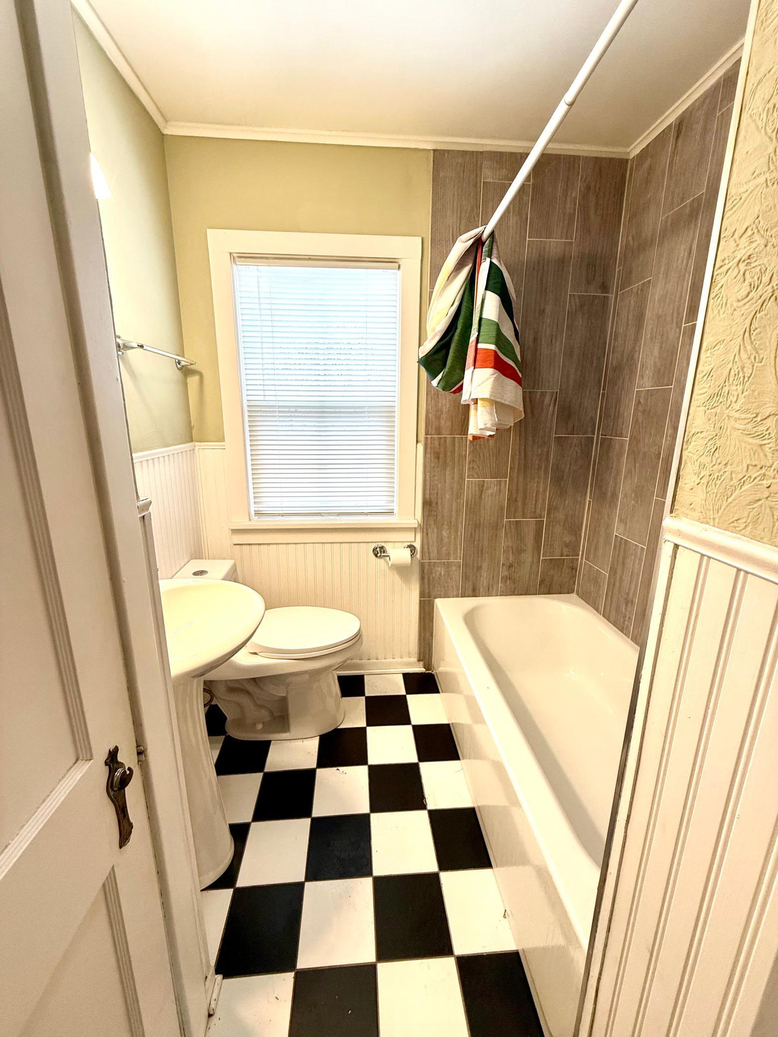 19002 Old Excelsior Boulevard Property Photo 9