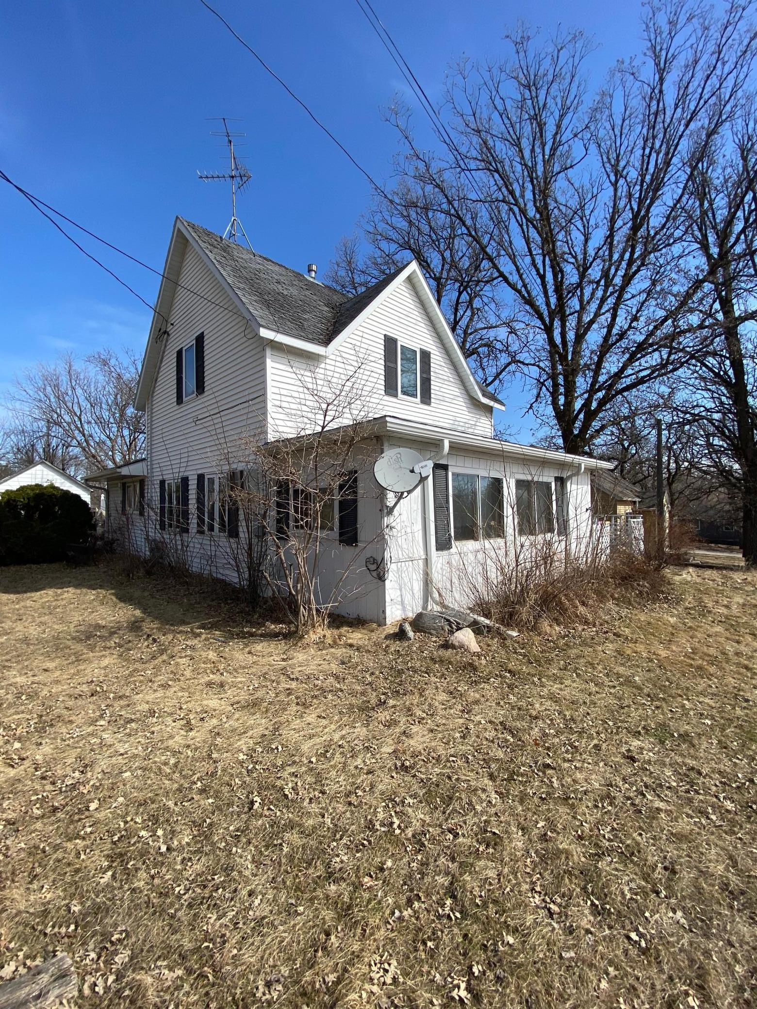 1115 6th Avenue Property Photo 1