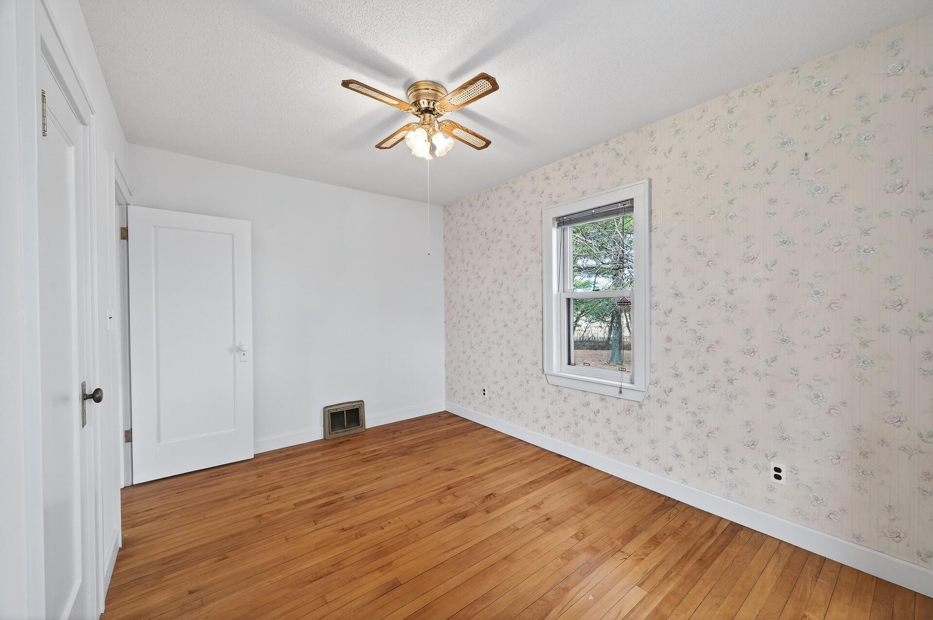 2270 397th Avenue Property Photo 17