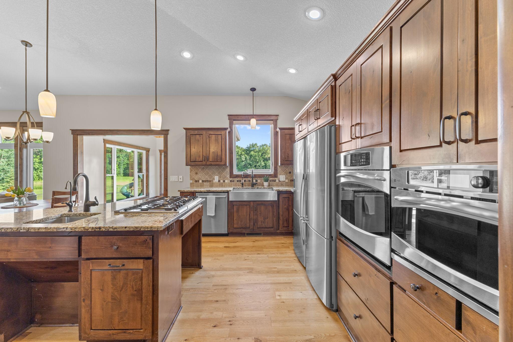 23555 Saddle Ridge Drive Property Photo 8