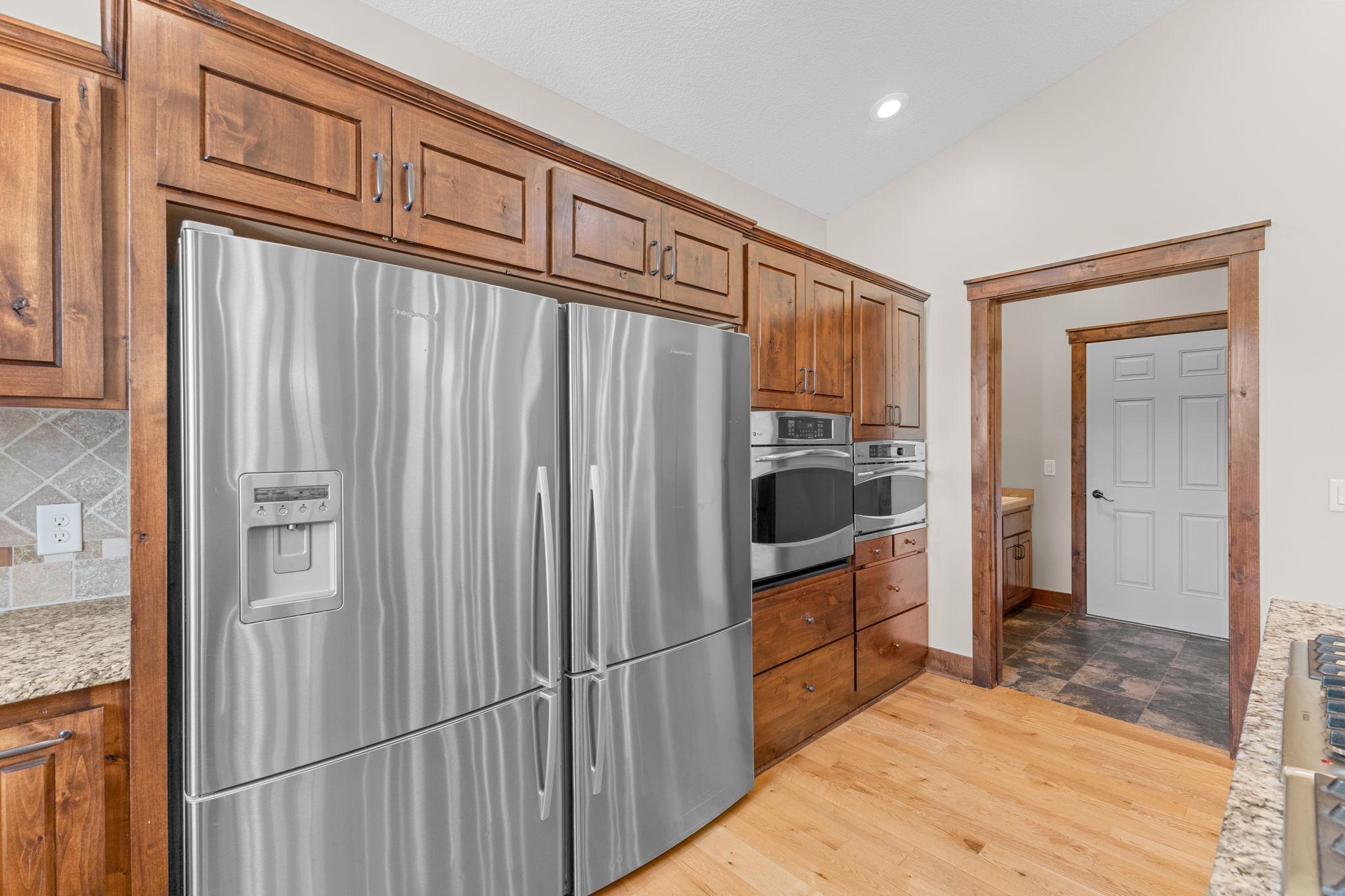 23555 Saddle Ridge Drive Property Photo 9