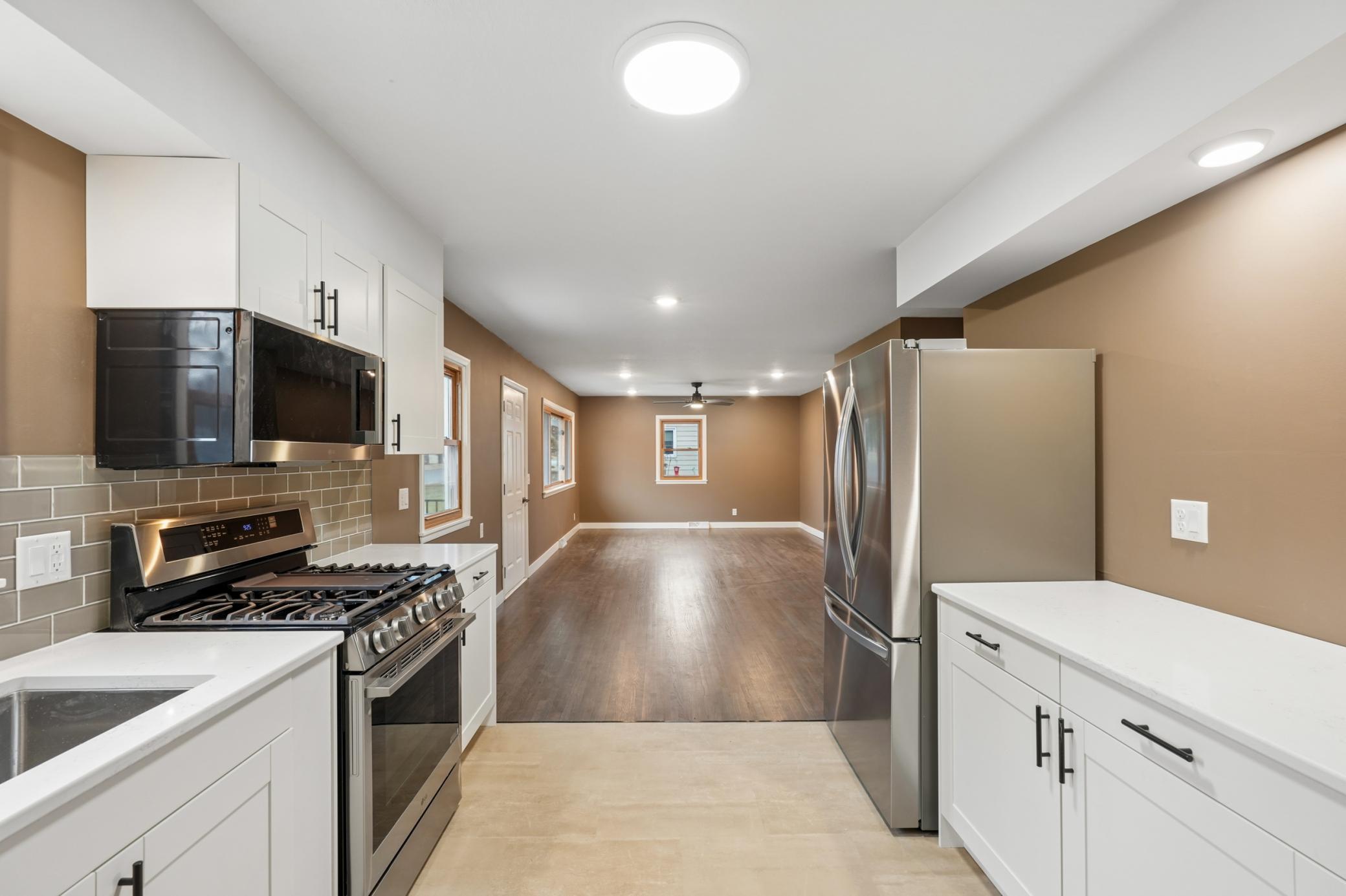 351 Horsmann Avenue Property Photo 12