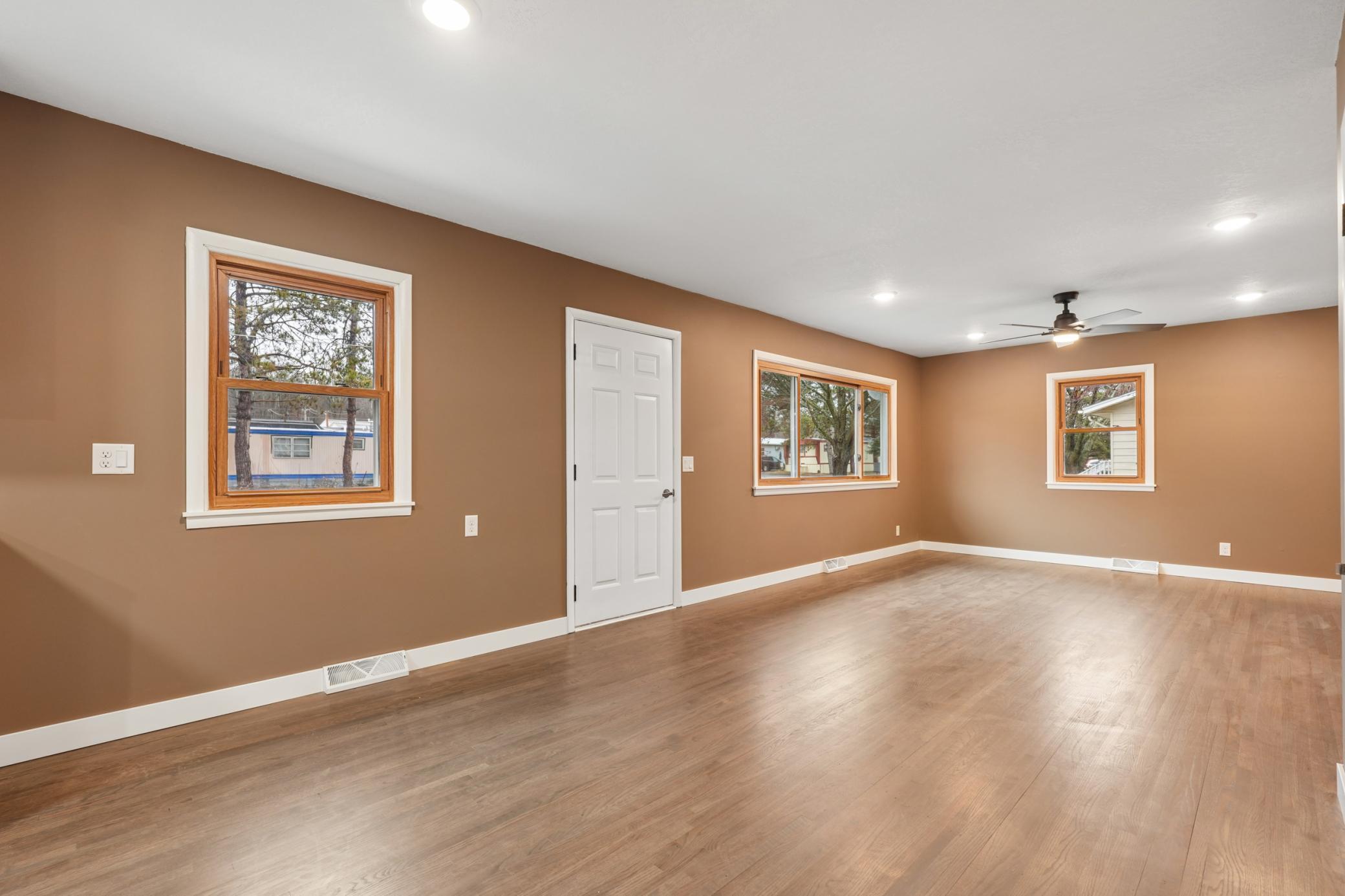 351 Horsmann Avenue Property Photo 17