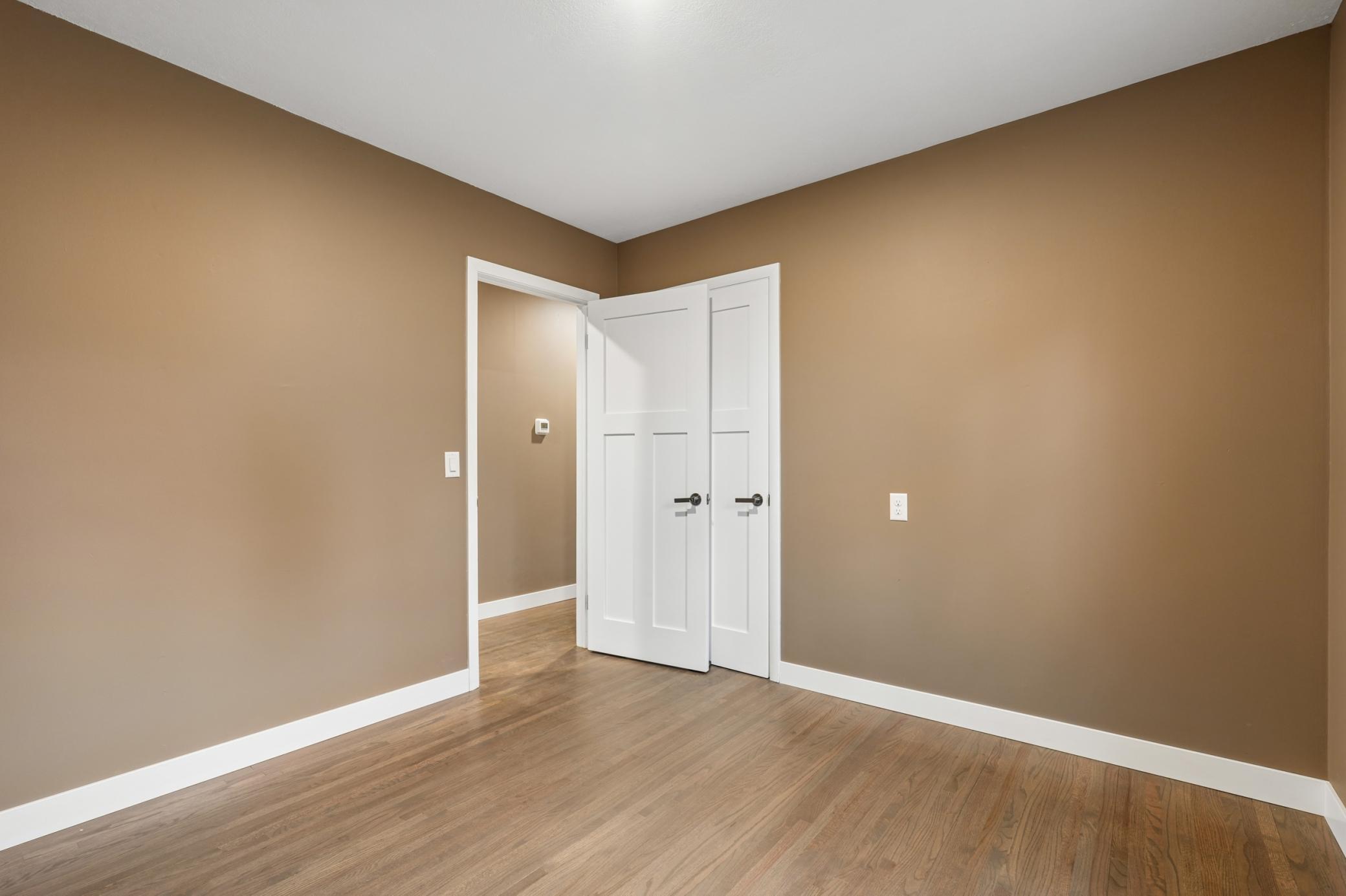 351 Horsmann Avenue Property Photo 25