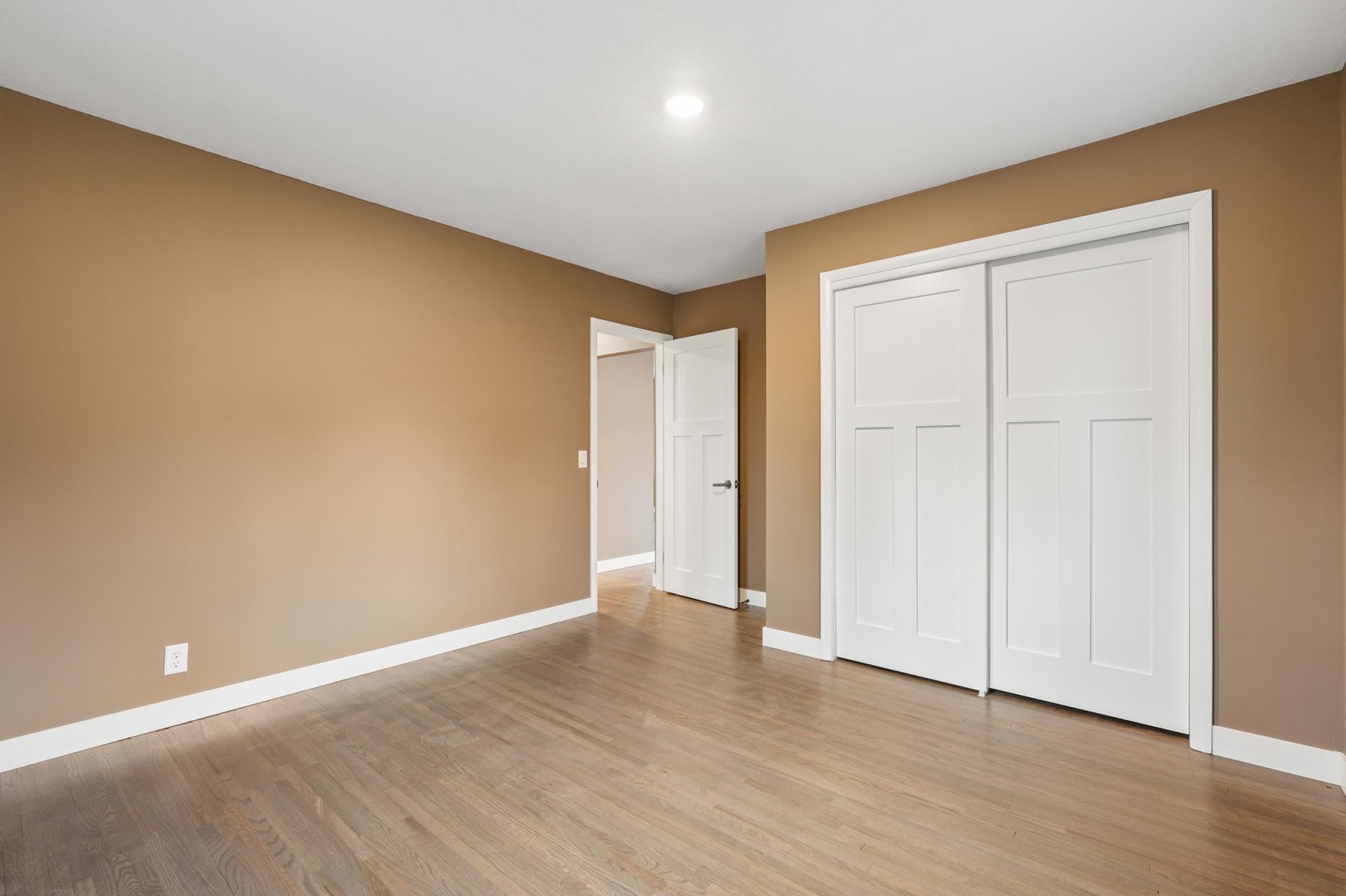 351 Horsmann Avenue Property Photo 27