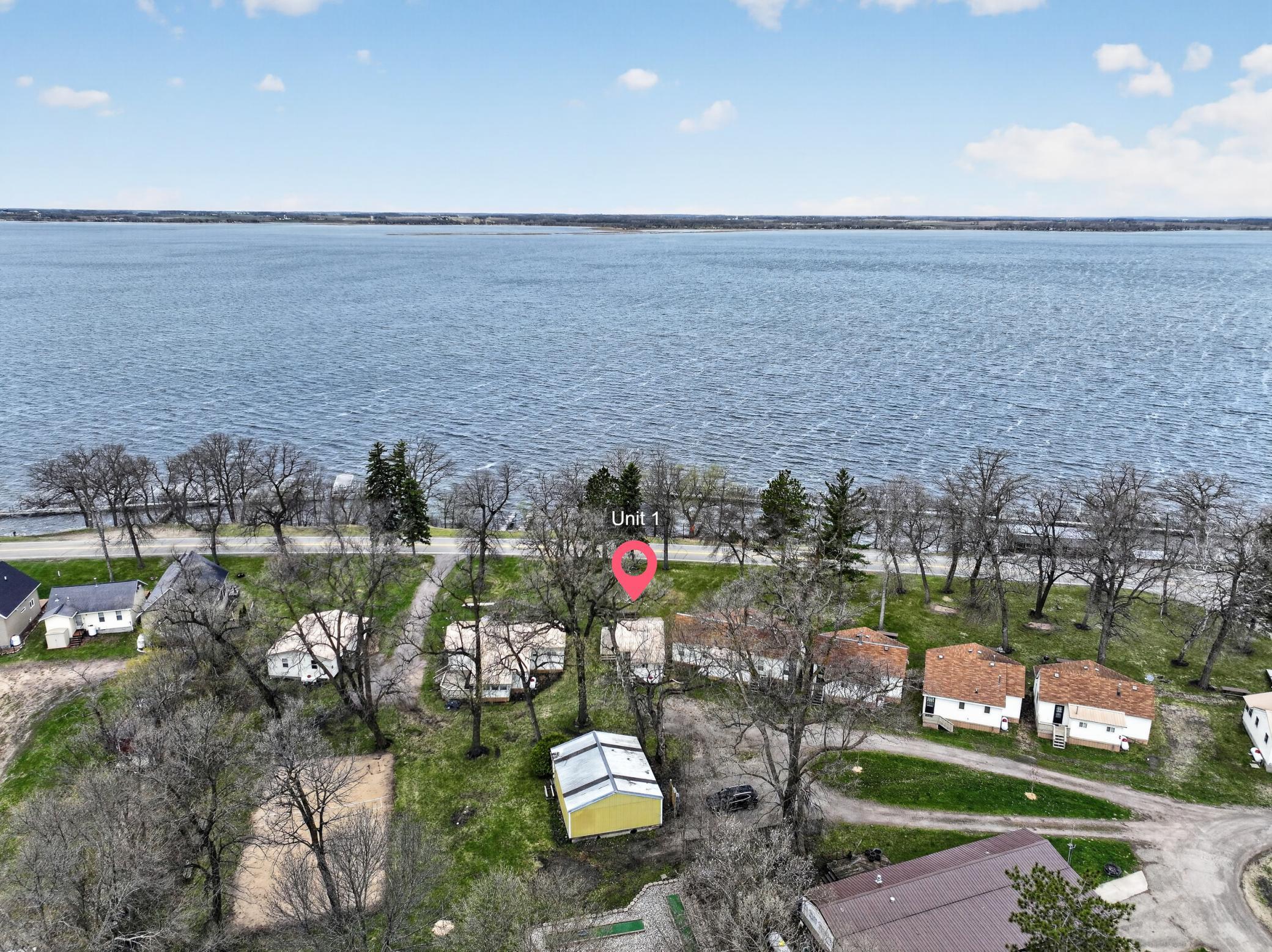 #1 Lake St E 1 Property Photo 21