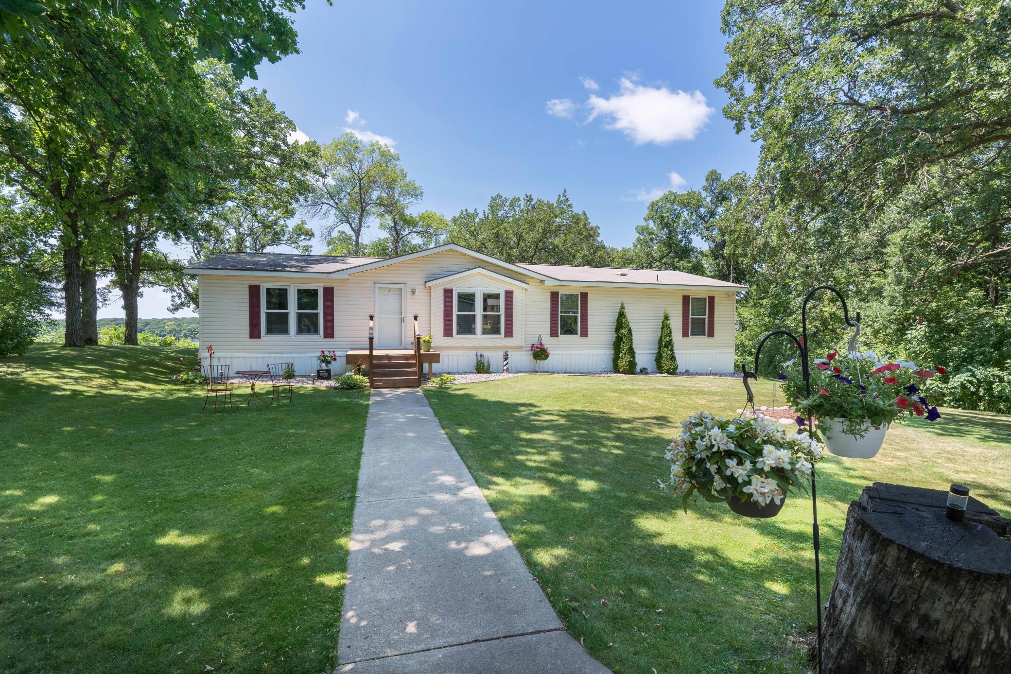 14547 Hilltop Road Property Photo 1