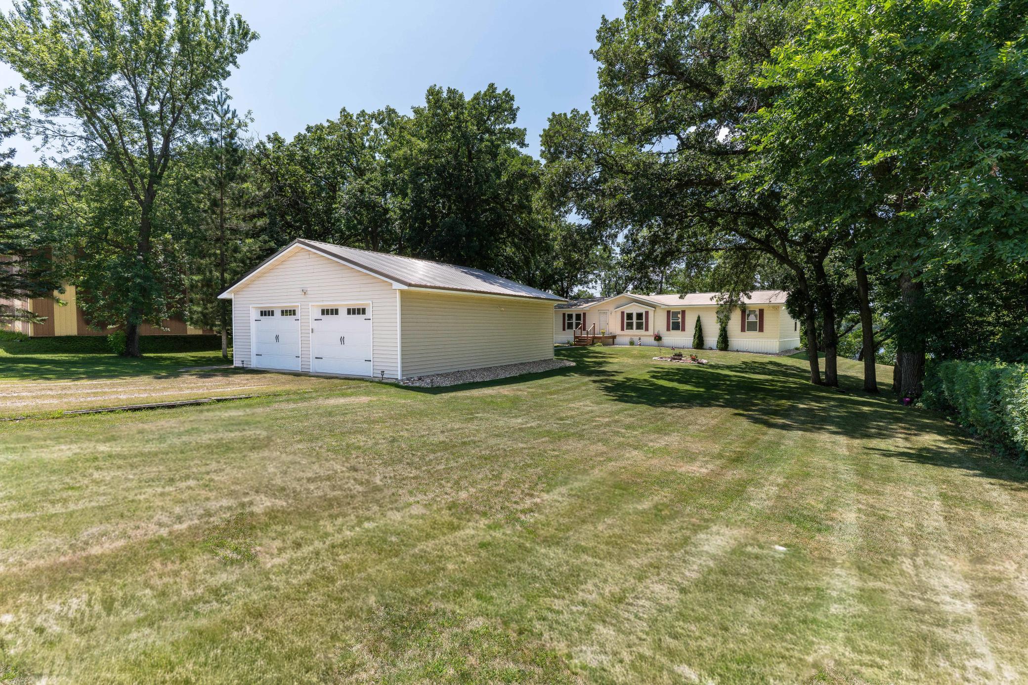 14547 Hilltop Road Property Photo 4