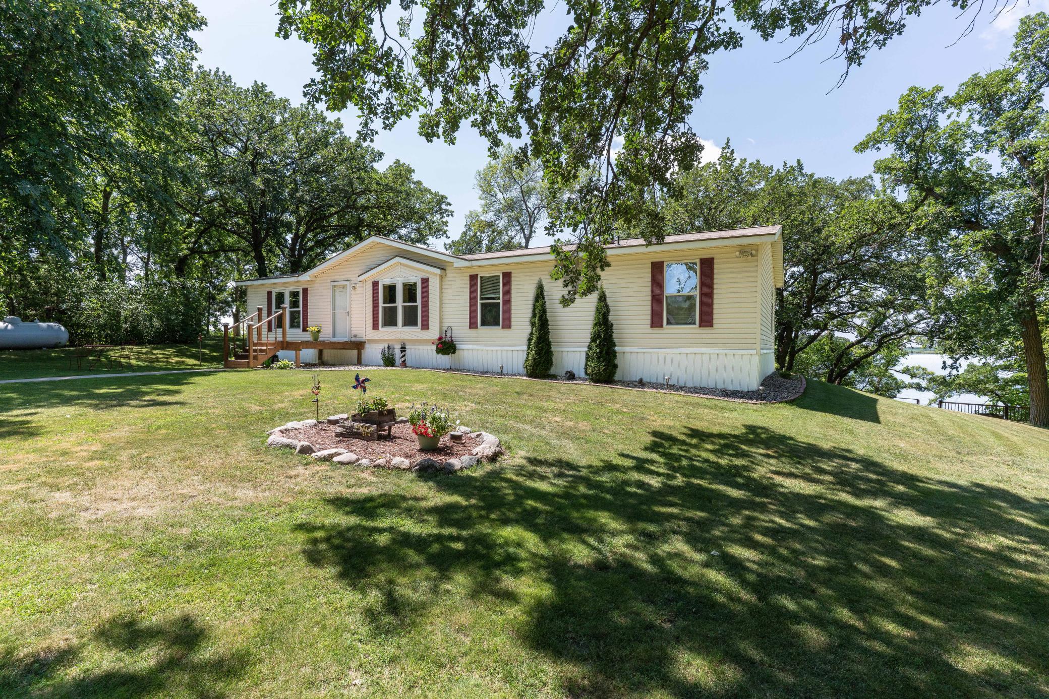 14547 Hilltop Road Property Photo 6