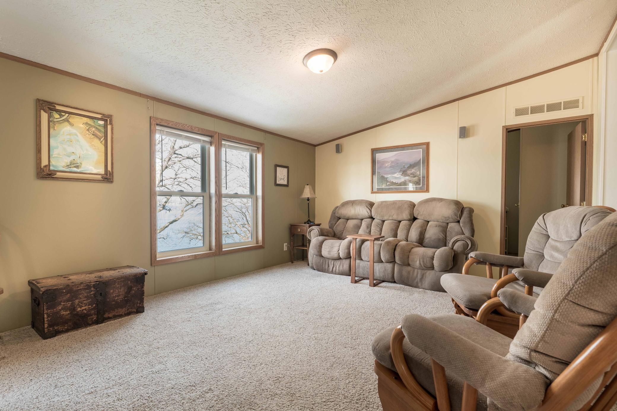 14547 Hilltop Road Property Photo 19