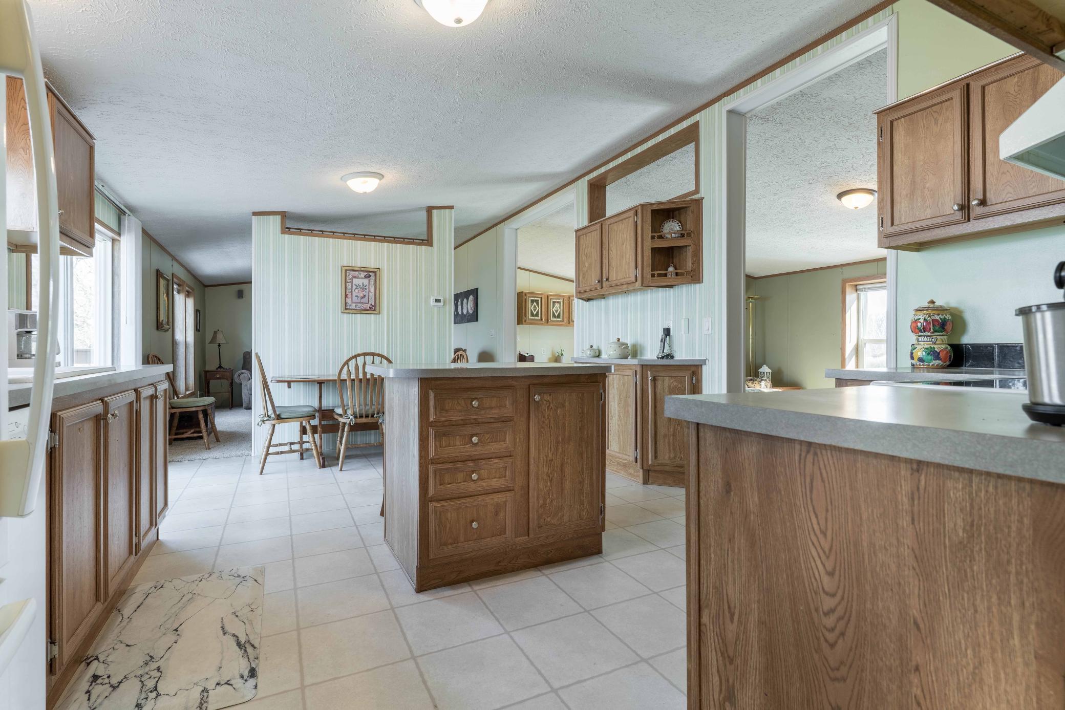 14547 Hilltop Road Property Photo 29