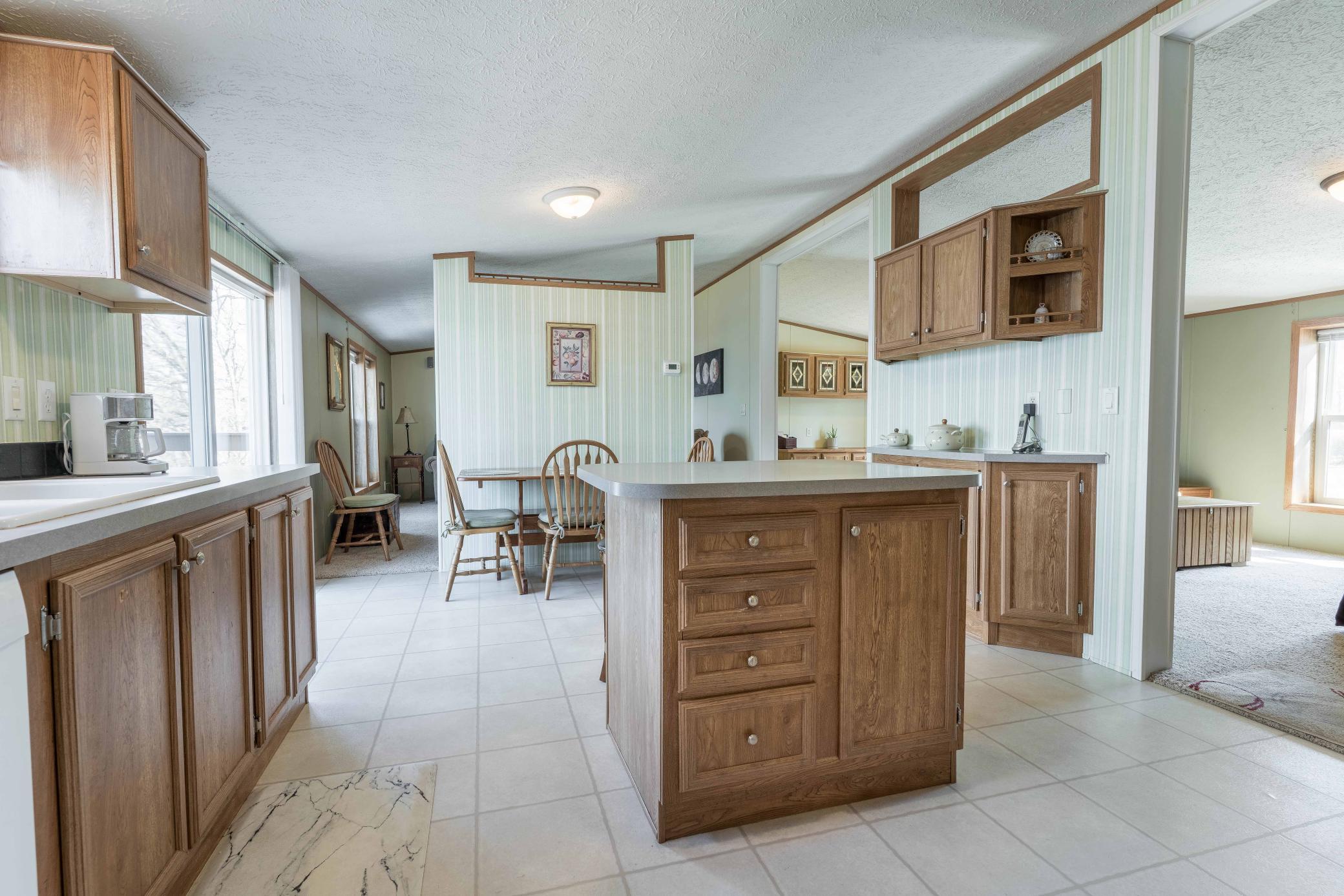14547 Hilltop Road Property Photo 38