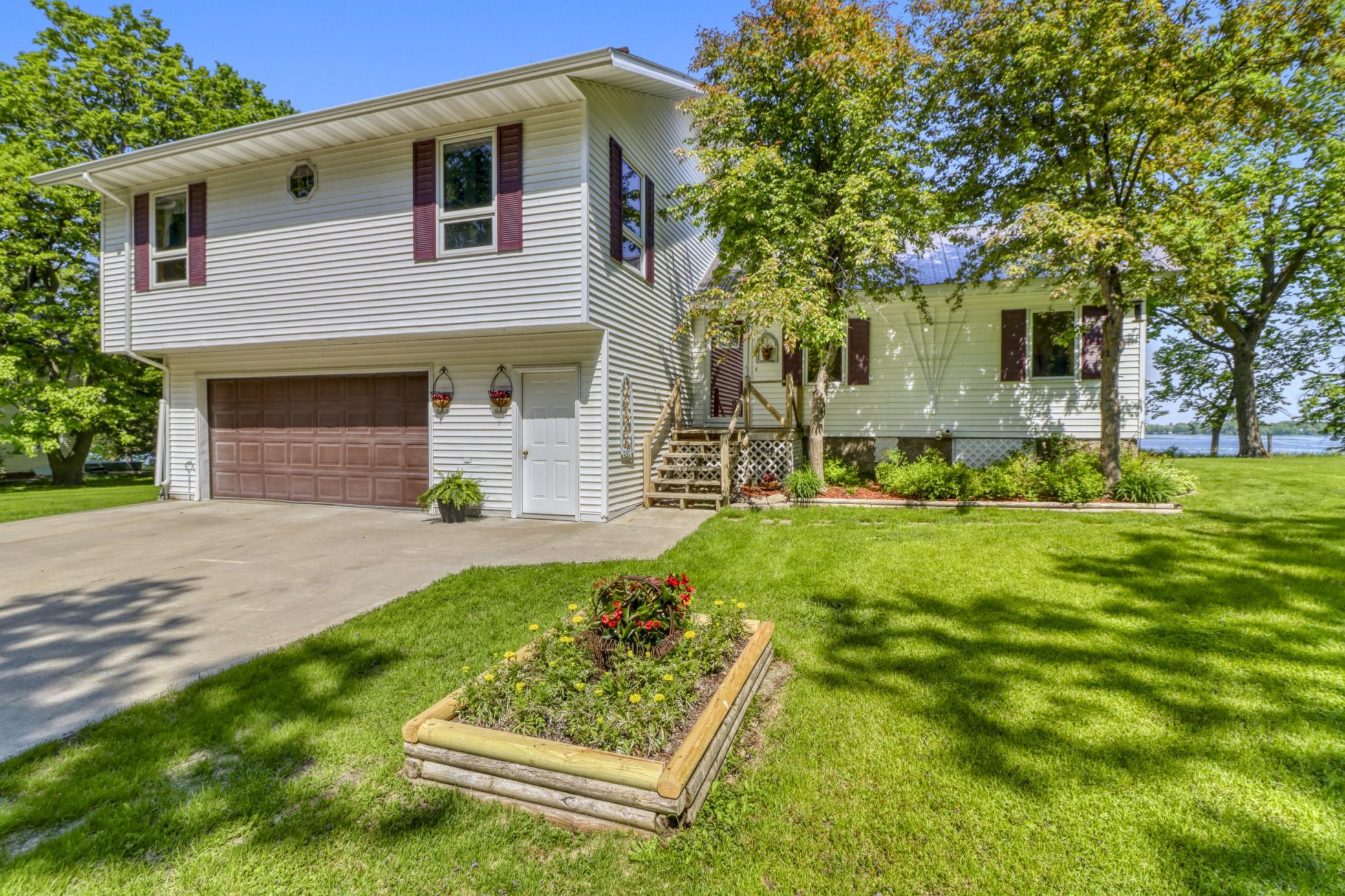 20473 Leisure Drive Property Photo 2