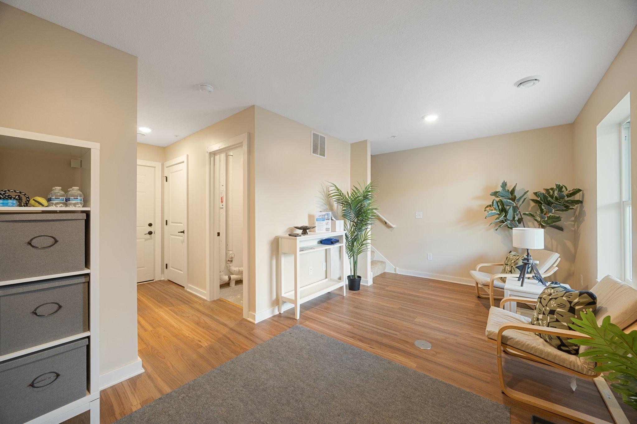 2155 Ivy Avenue E 1 Property Photo 5