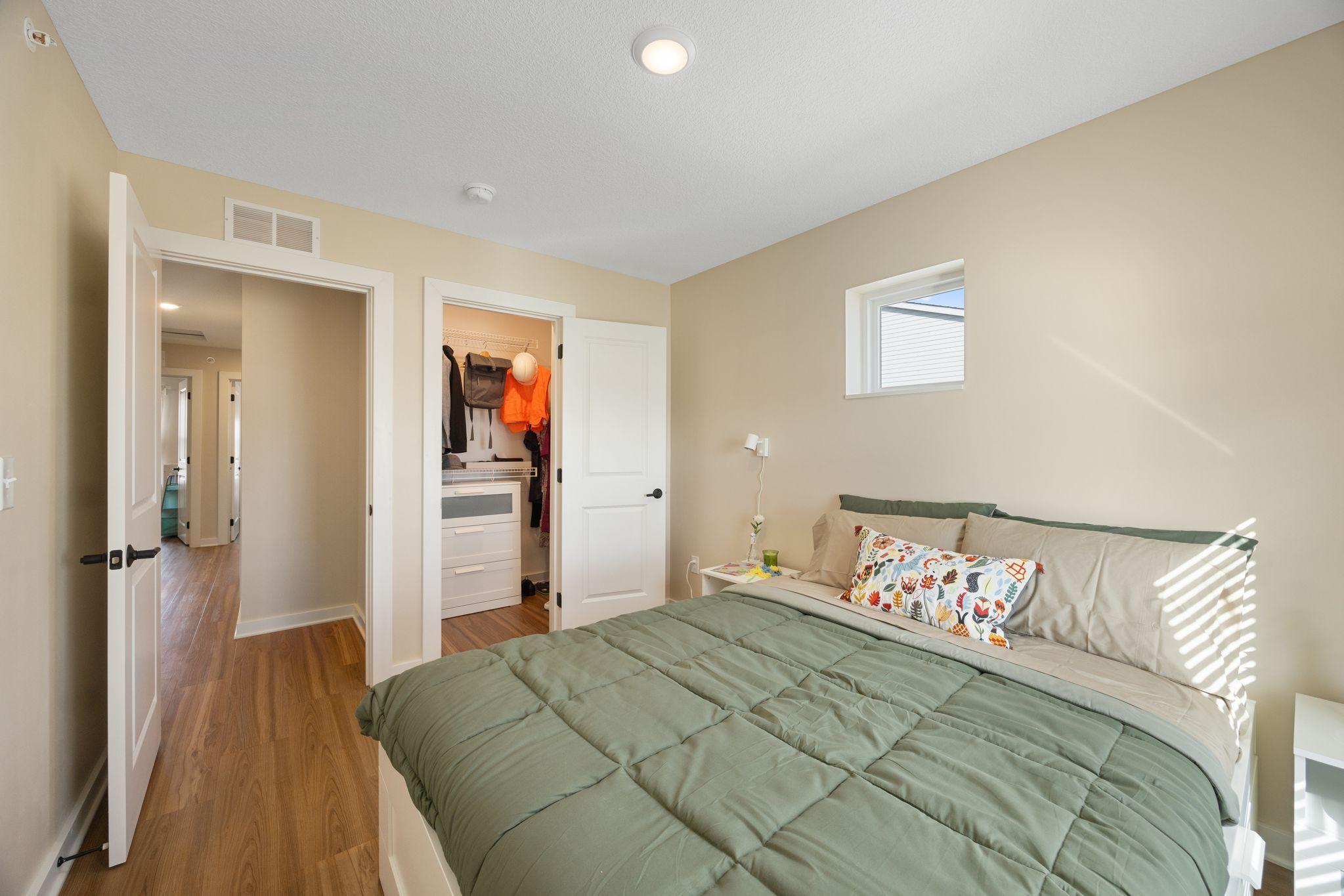 2155 Ivy Avenue E 1 Property Photo 22