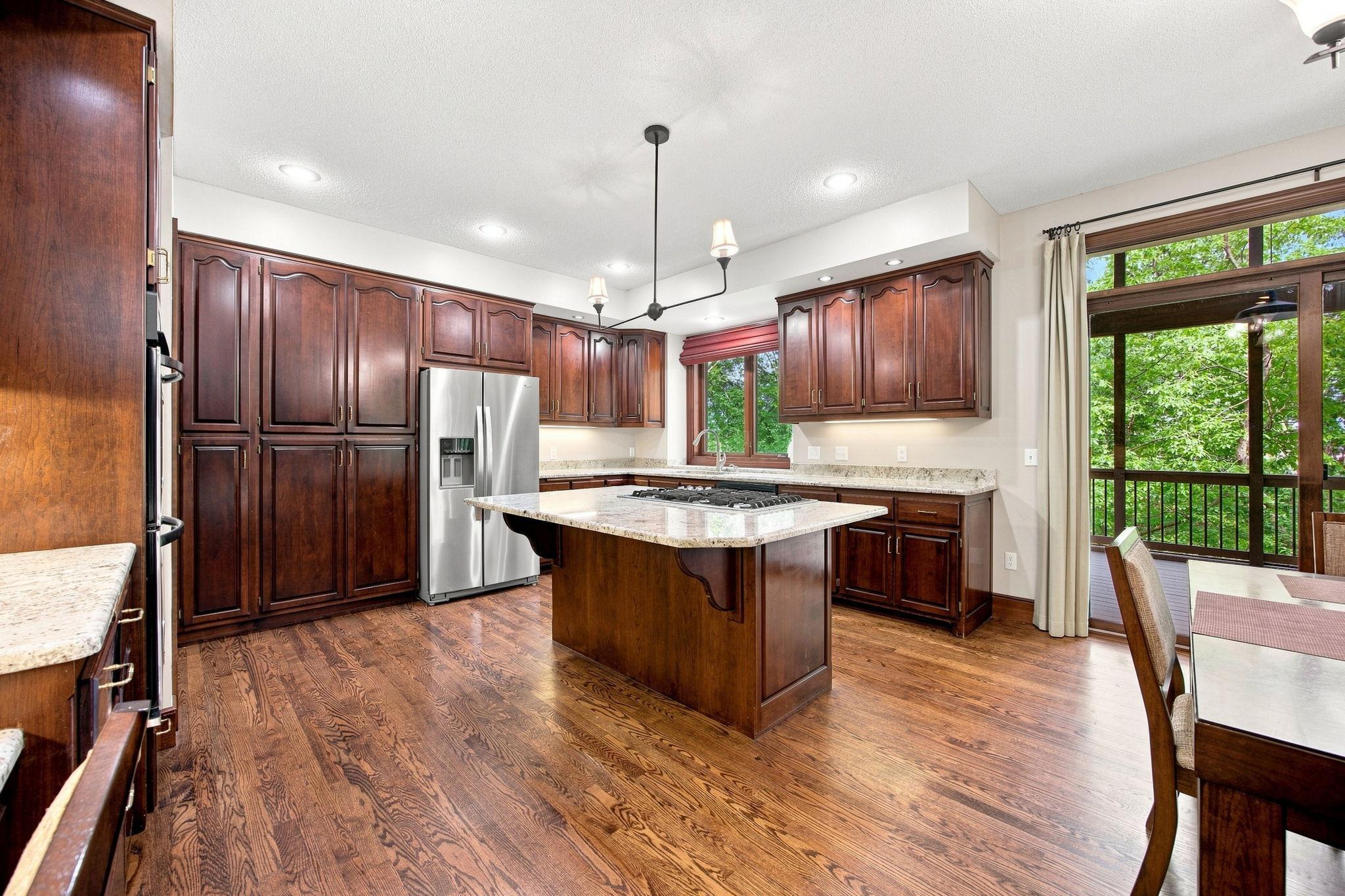 6565 Cherokee Trail W Property Photo 3