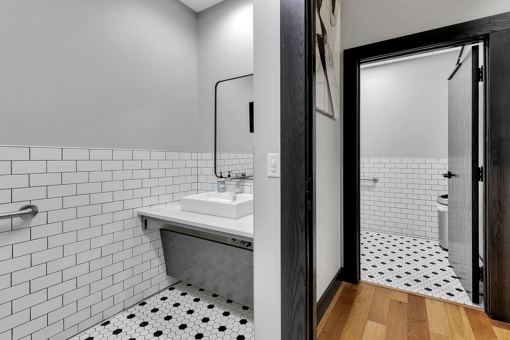 703 W Saint Germain Street Property Photo 16