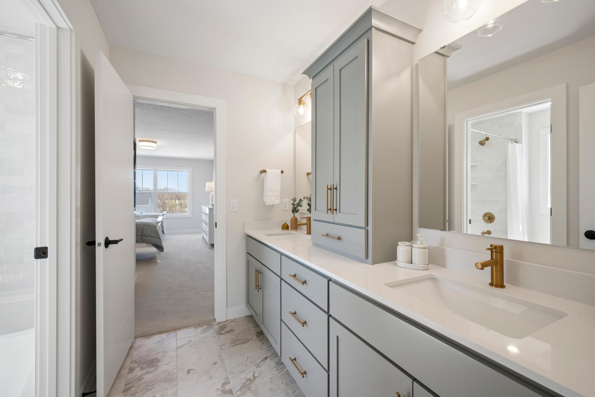 14708 Kingsview Lane N Property Photo 33