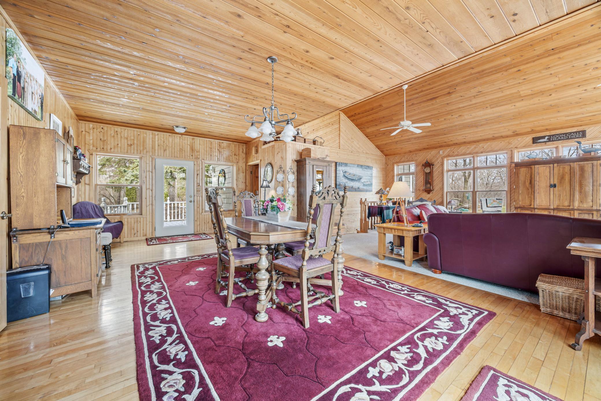 32331 Loon Drive Property Photo 8