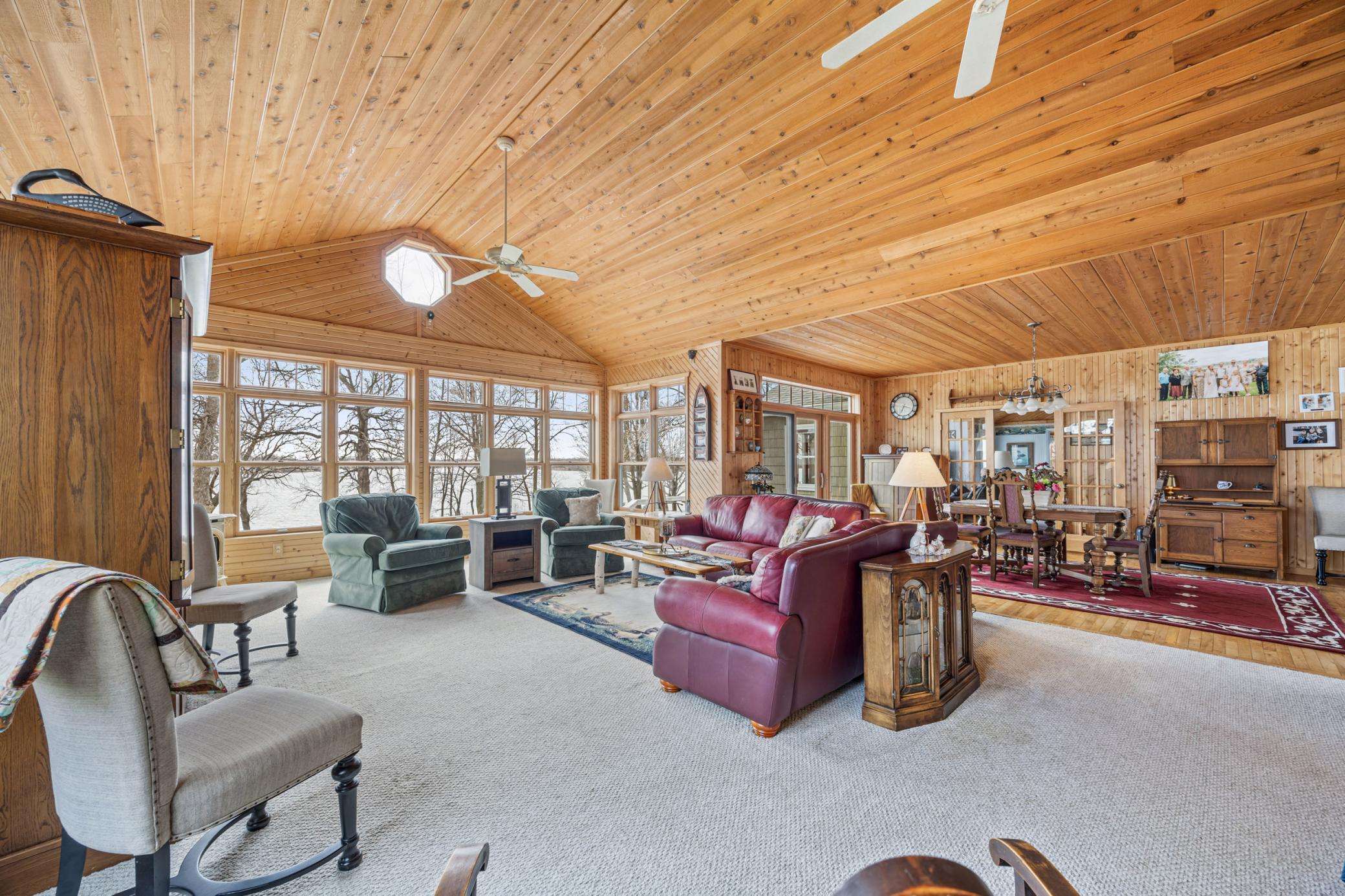 32331 Loon Drive Property Photo 10