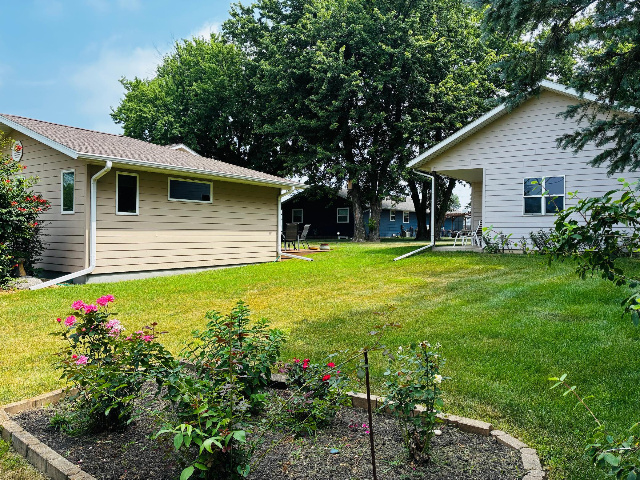 407 Park Street Property Photo 5