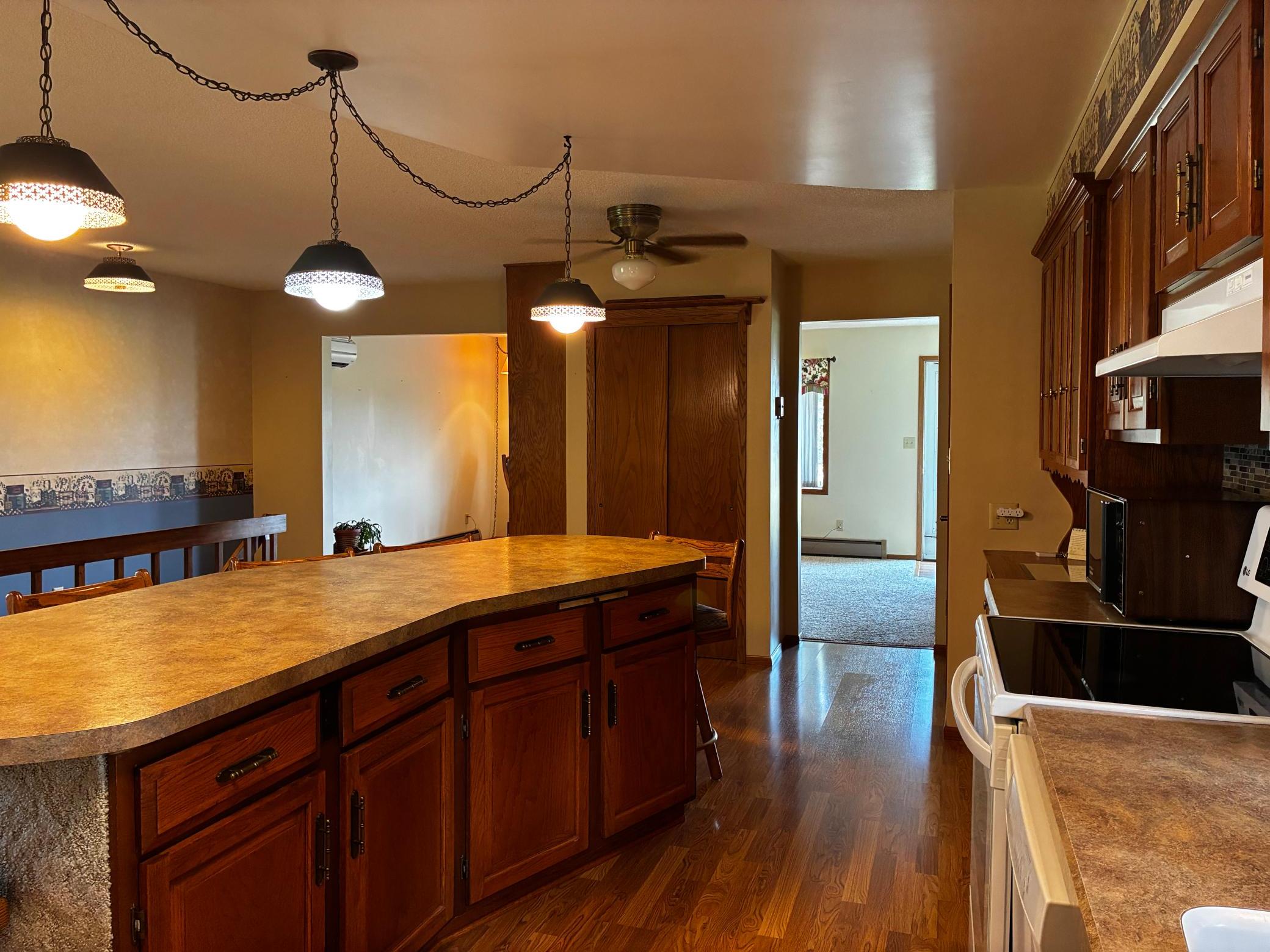407 Park Street Property Photo 10
