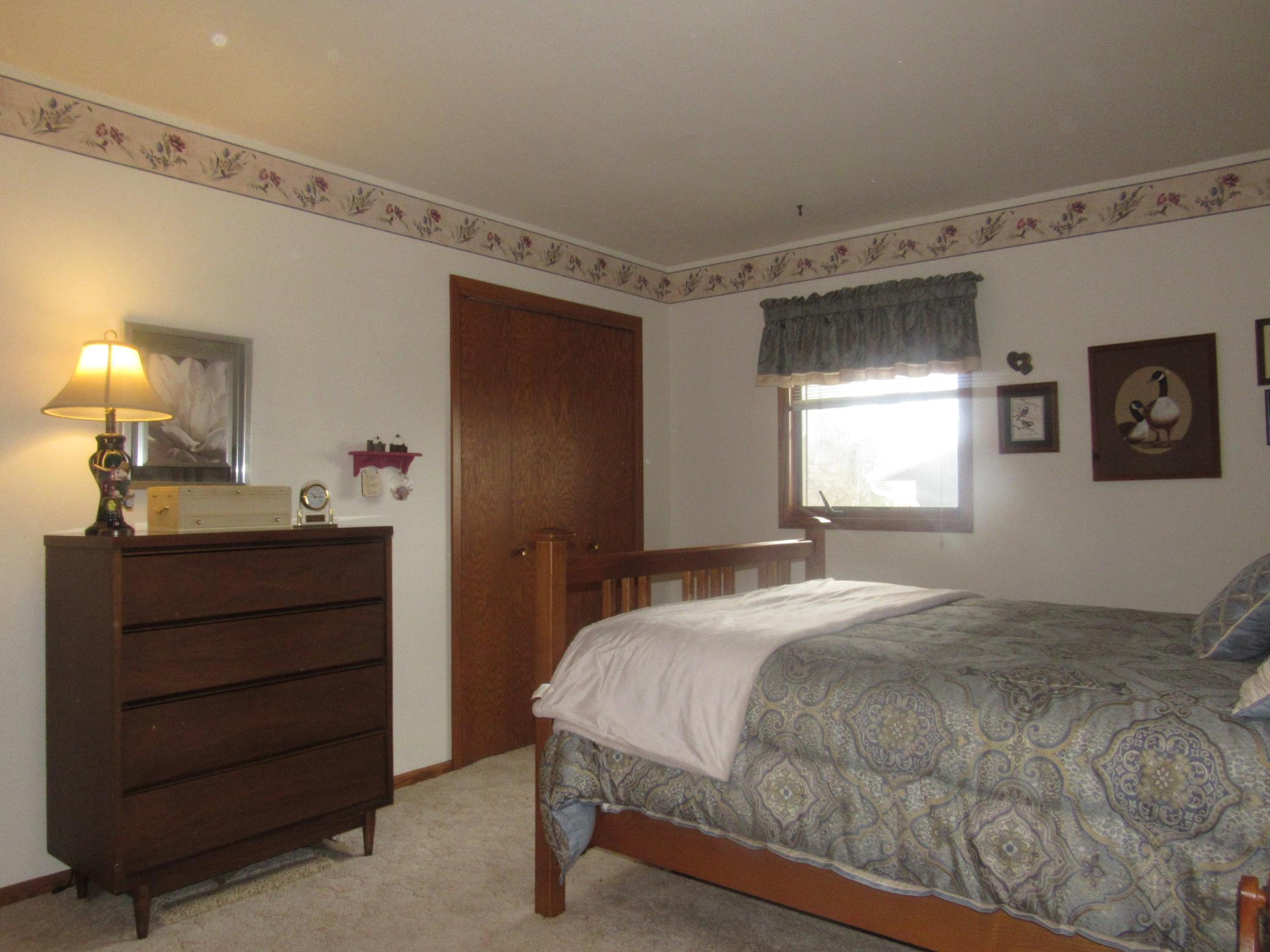407 Park Street Property Photo 18