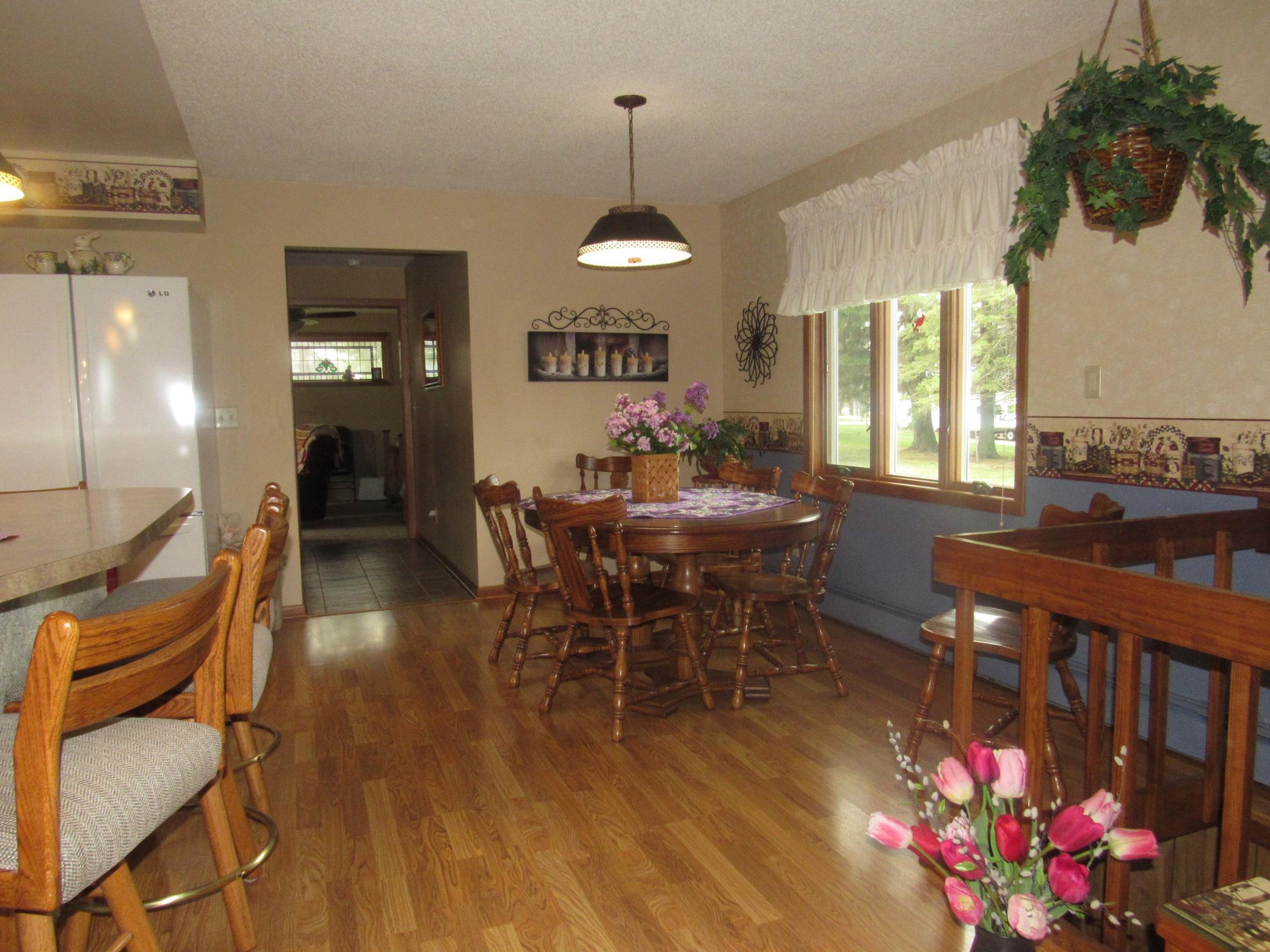 407 Park Street Property Photo 31