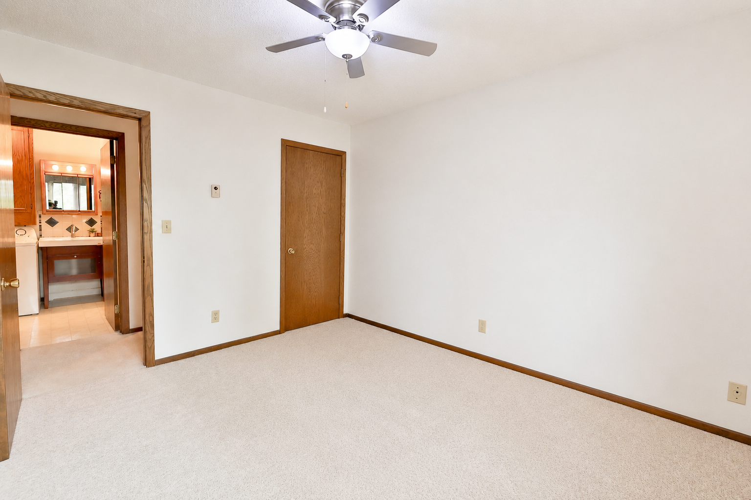 1516 19 1/2 Street S 6 Property Photo 8