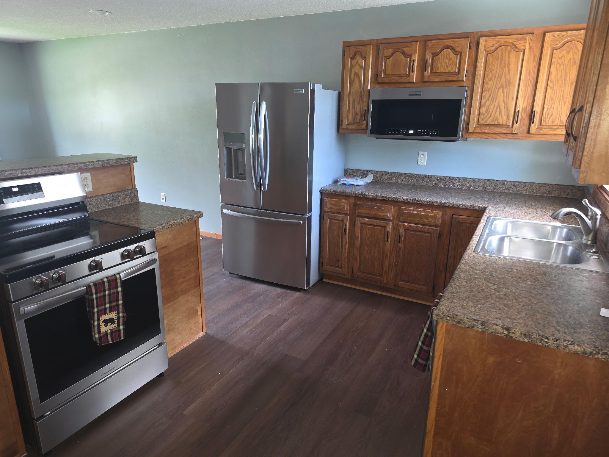 1617 Crystal Drive Property Photo 7