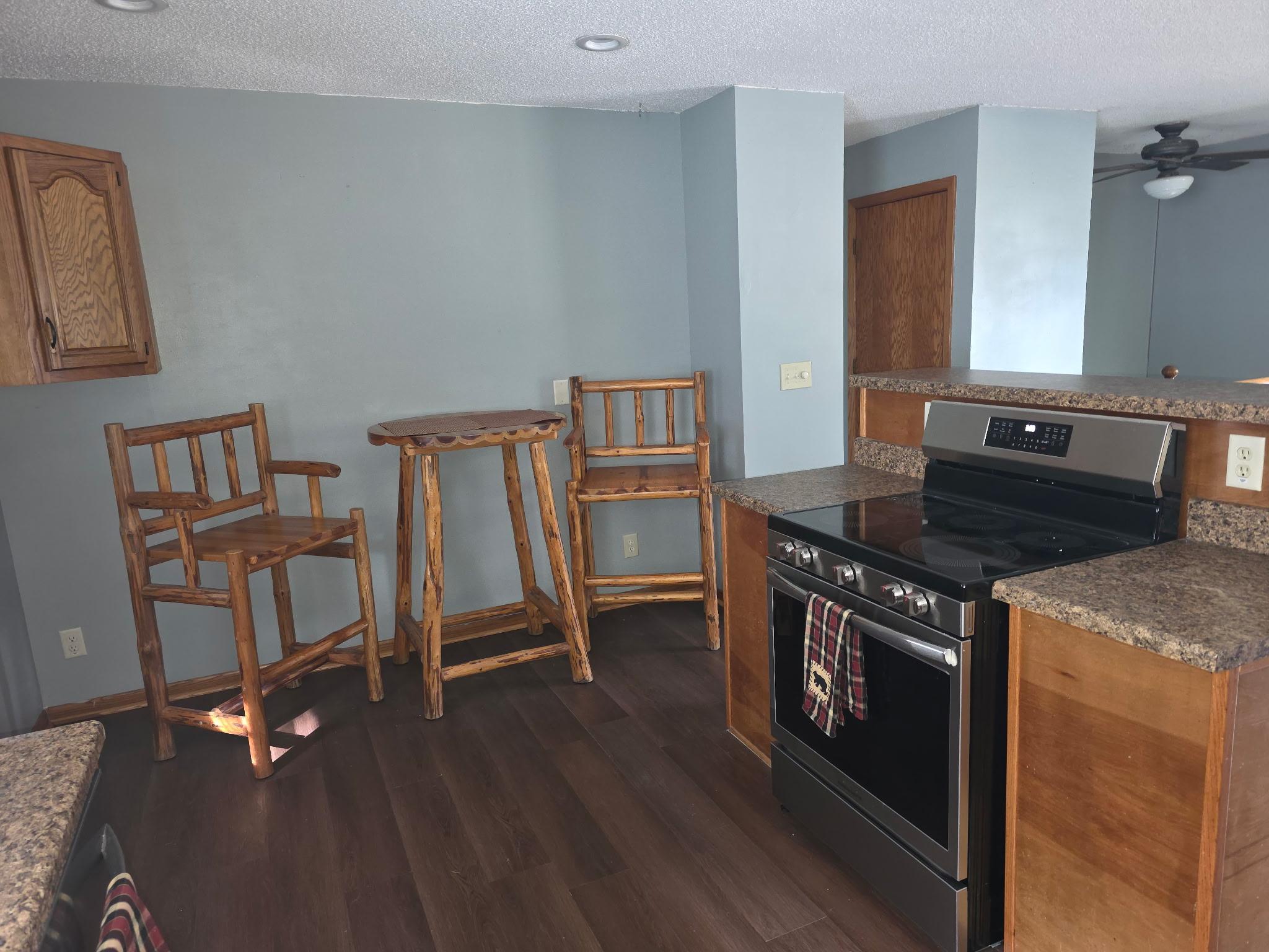 1617 Crystal Drive Property Photo 8