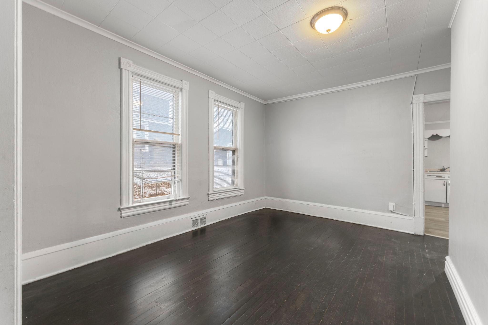 680 Lawson Avenue E Property Photo 17