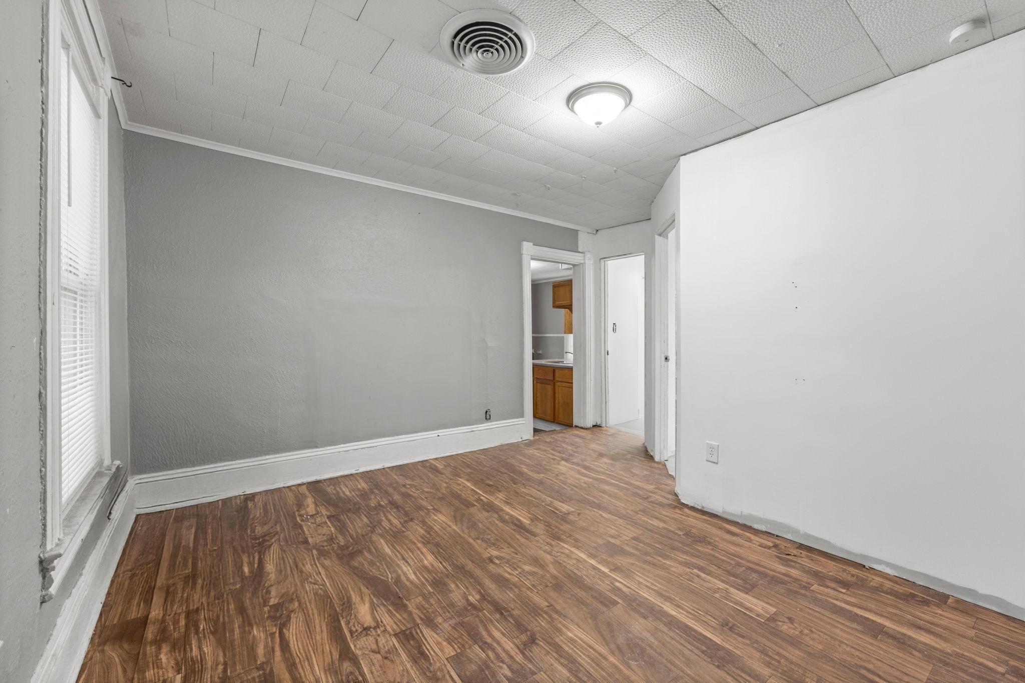 680 Lawson Avenue E Property Photo 29