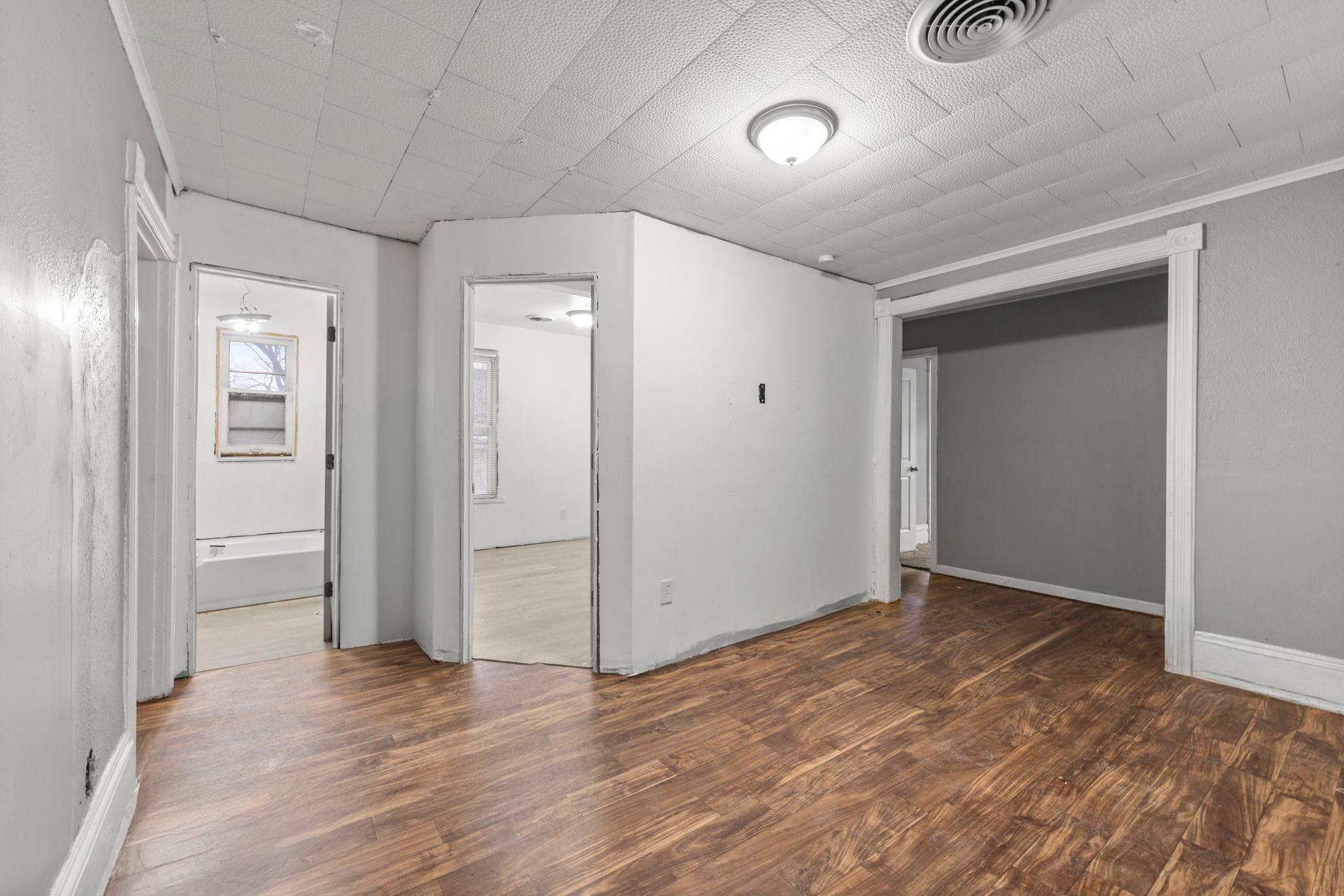 680 Lawson Avenue E Property Photo 30