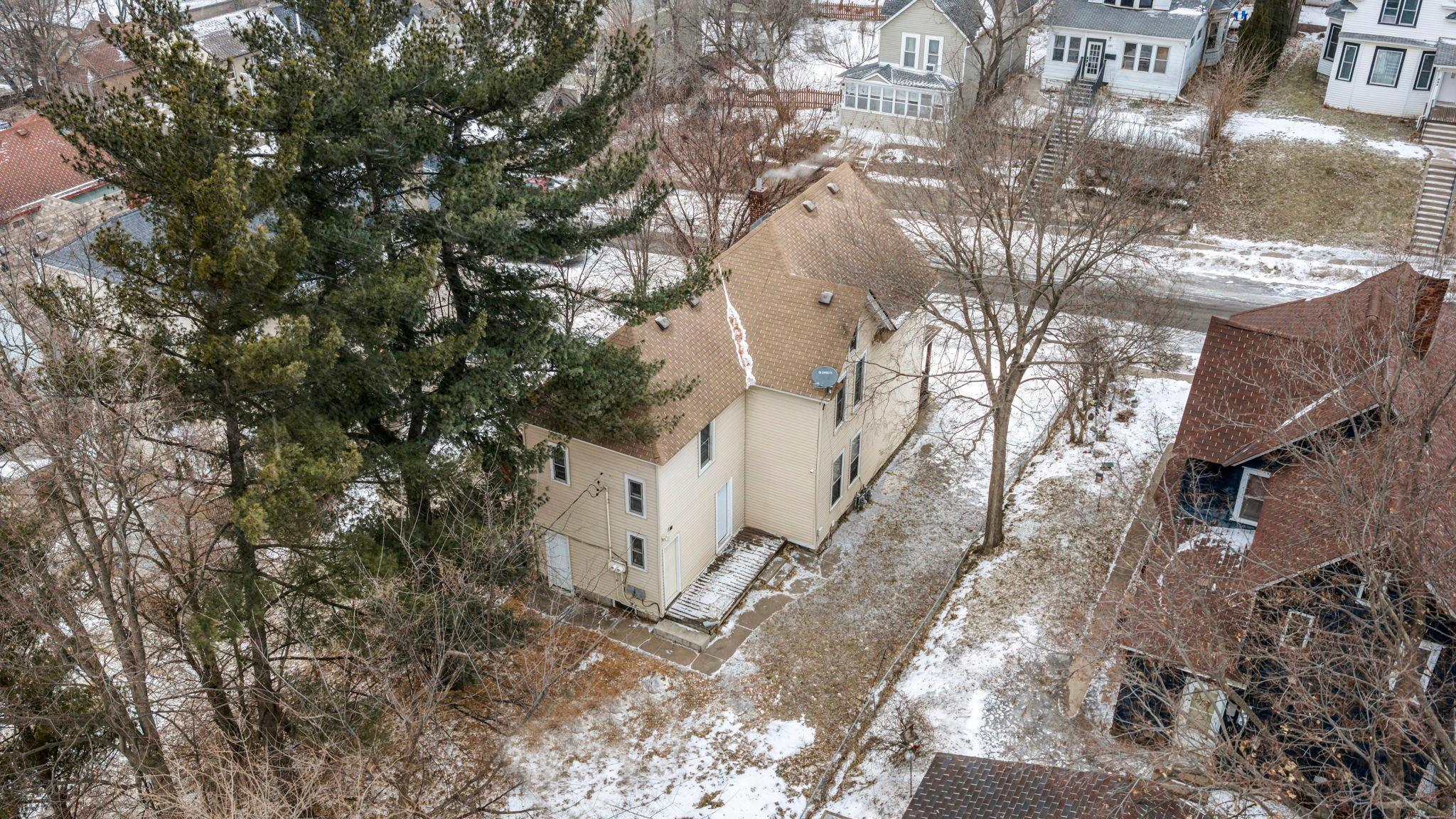 680 Lawson Avenue E Property Photo 41