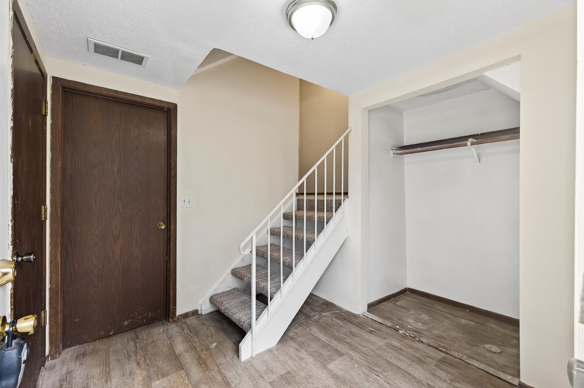 6618 Camden Drive Property Photo 2