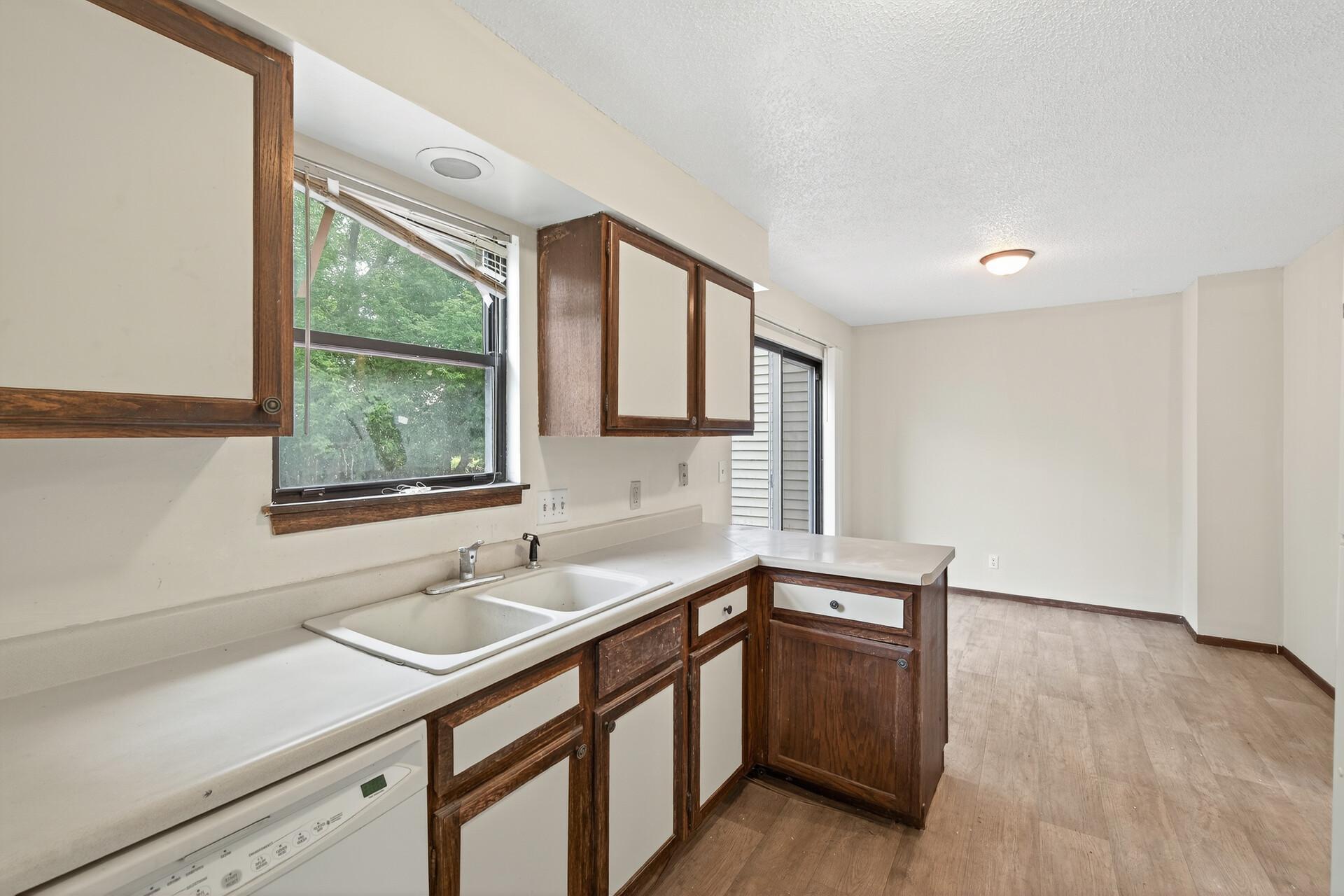 6618 Camden Drive Property Photo 9