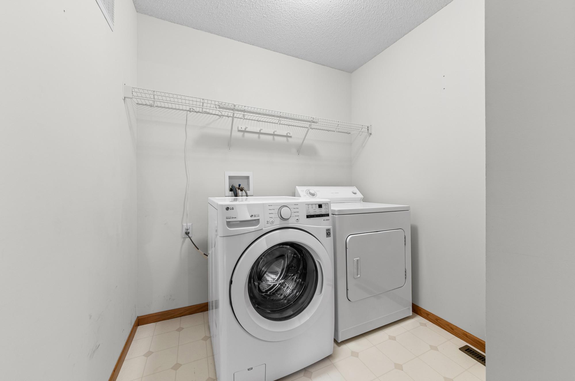 3053 Juniper Lane D Property Photo 25
