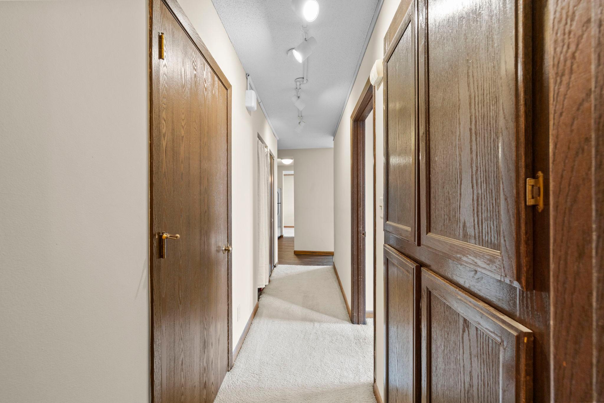 1181 Edgcumbe Road 1712 Property Photo 29