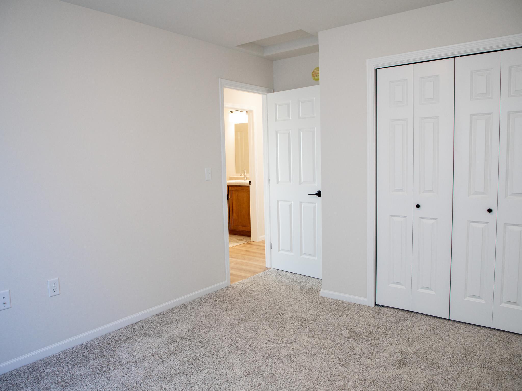 10242 Concord Drive S Property Photo 16