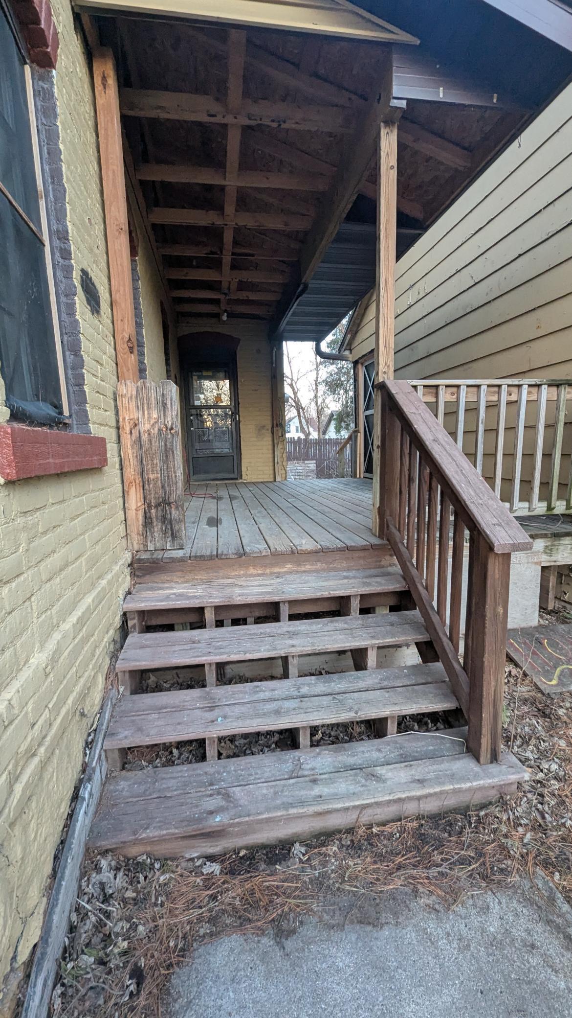 722 Range Street Property Photo 6