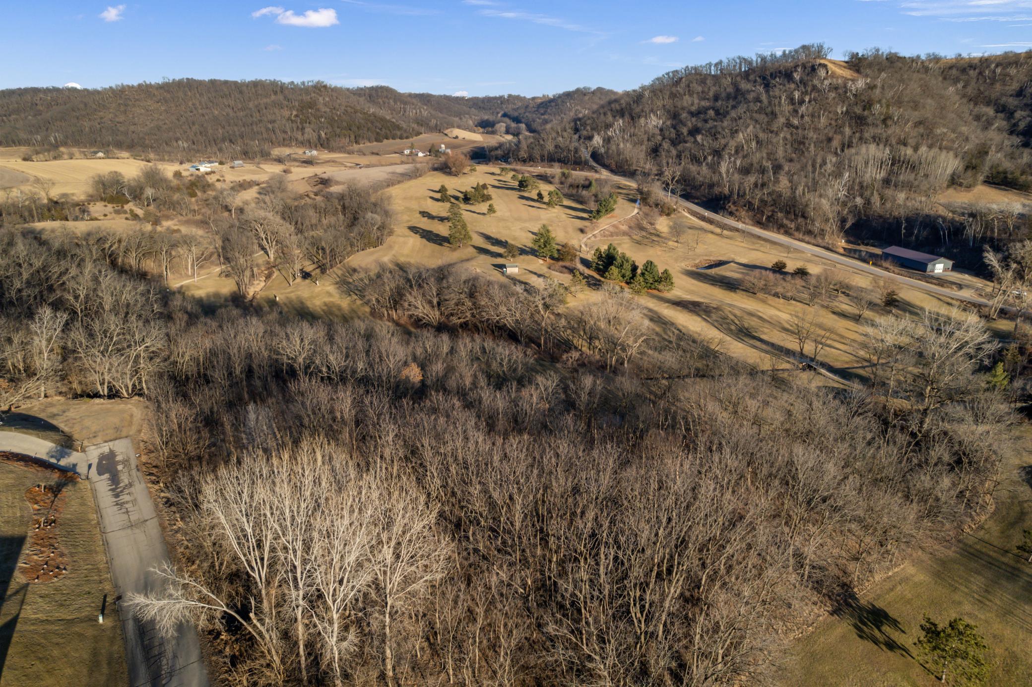 X Golf View Road Property Photo 5