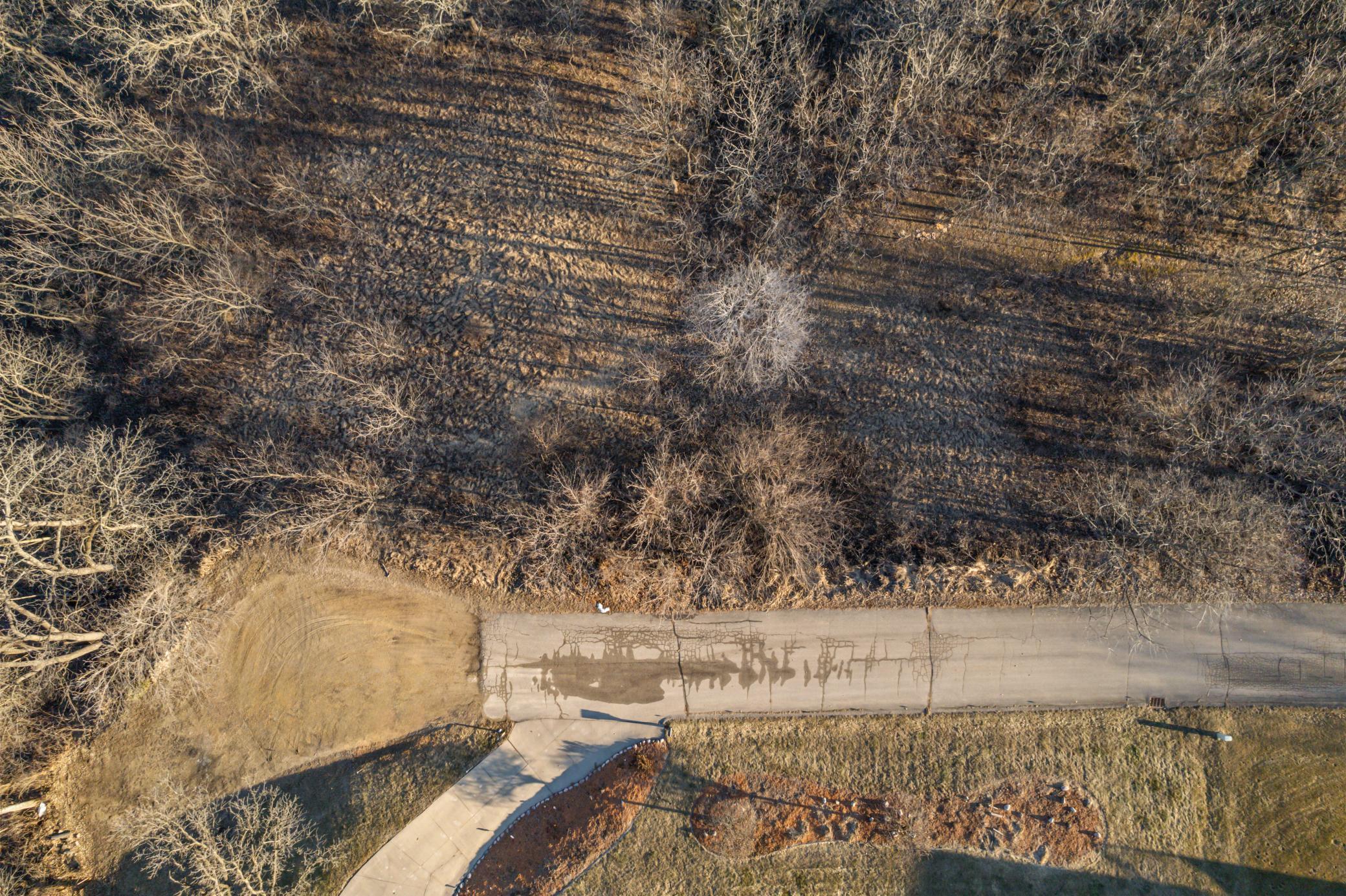 X Golf View Road Property Photo 10