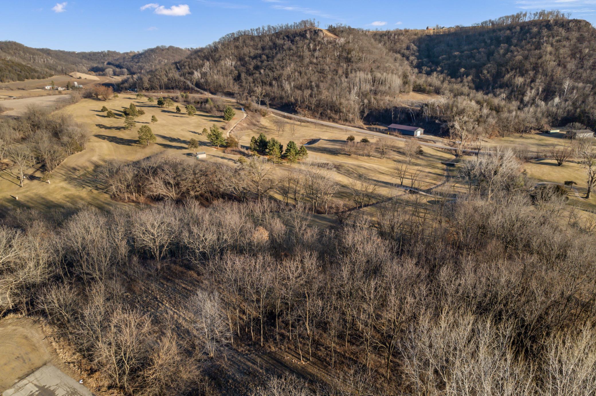X Golf View Road Property Photo 13