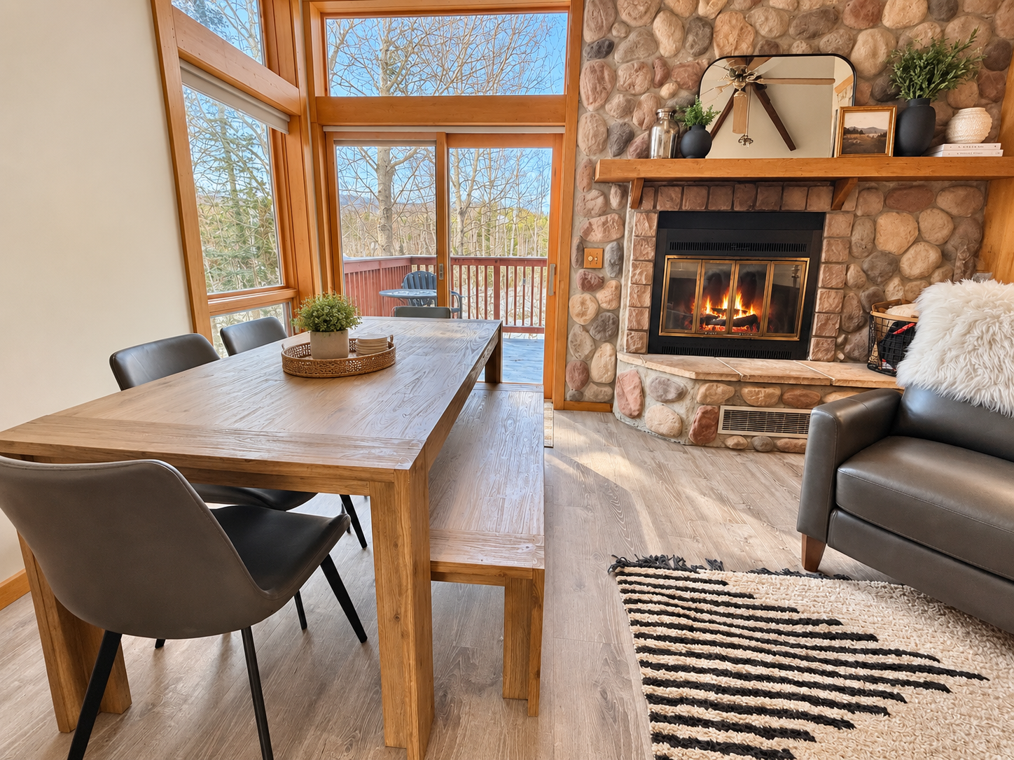 511 Moose Mountain Drive Property Photo 1